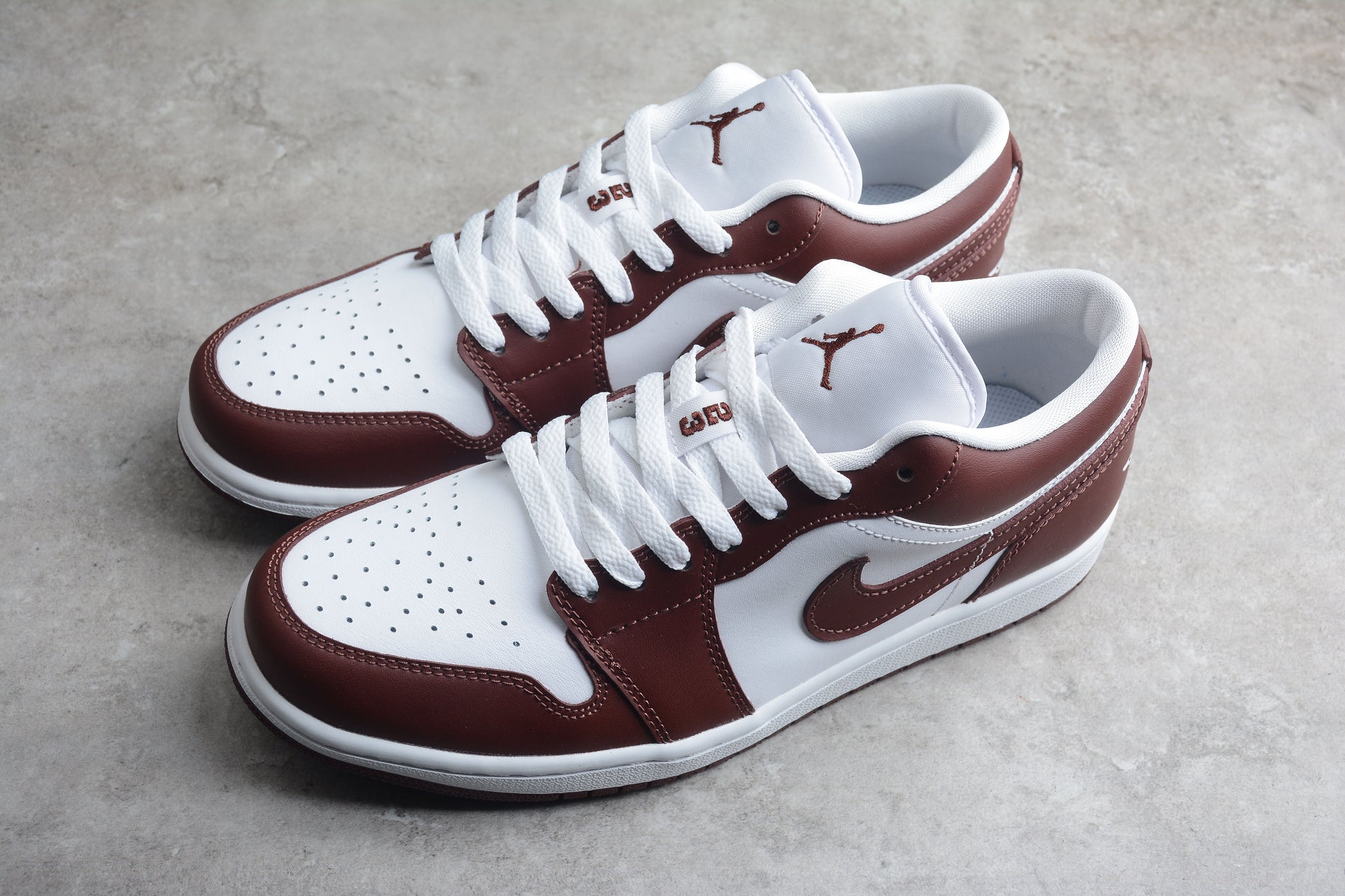 Nike Air Jordan 1 Low "Bronze Eclipse"