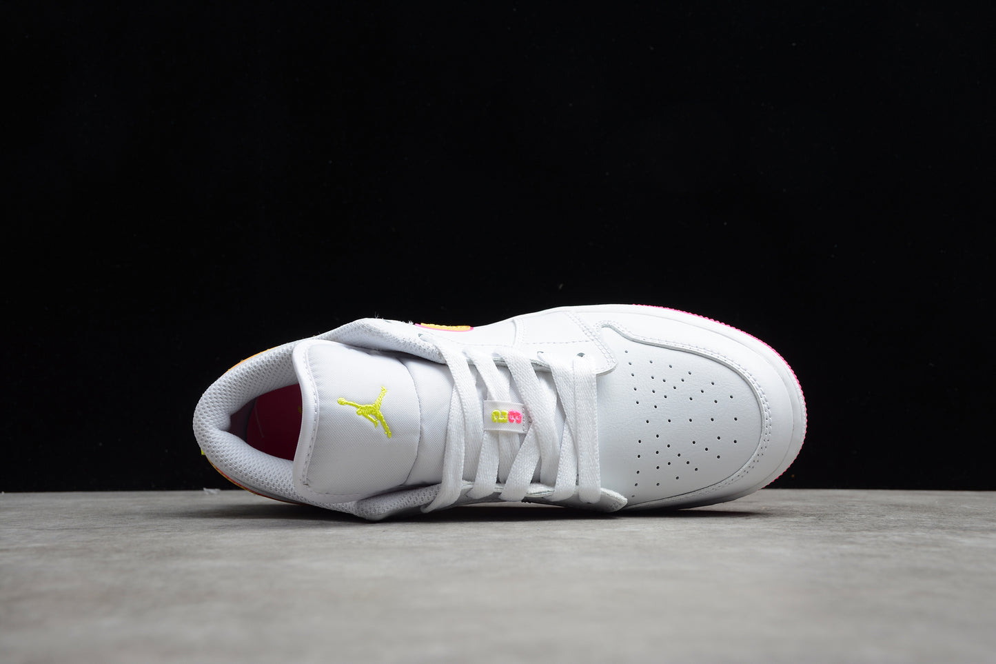 Nike Air Jordan 1 Low GS "Edge Glow"