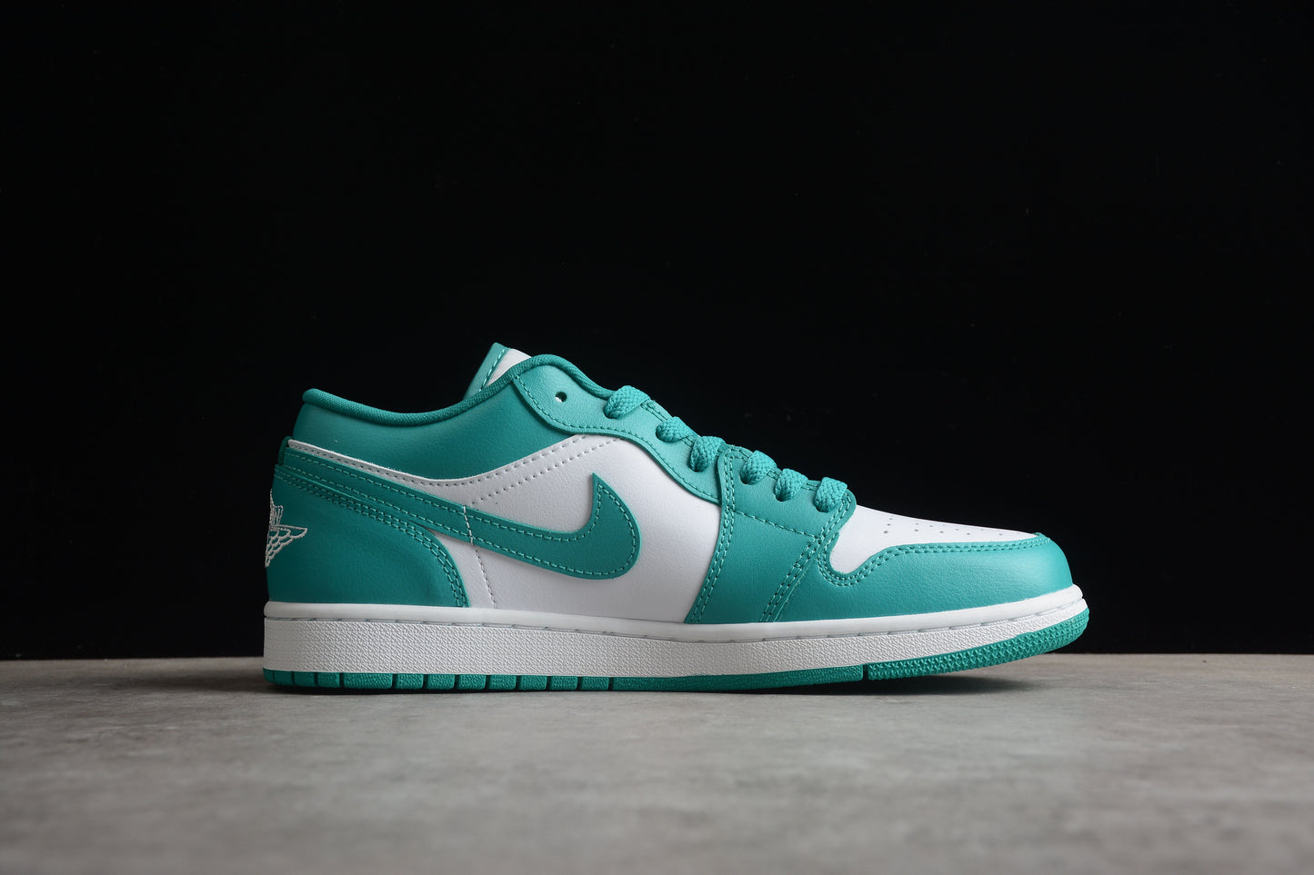 Nike Air Jordan 1 Low "New Emerald" WMNS