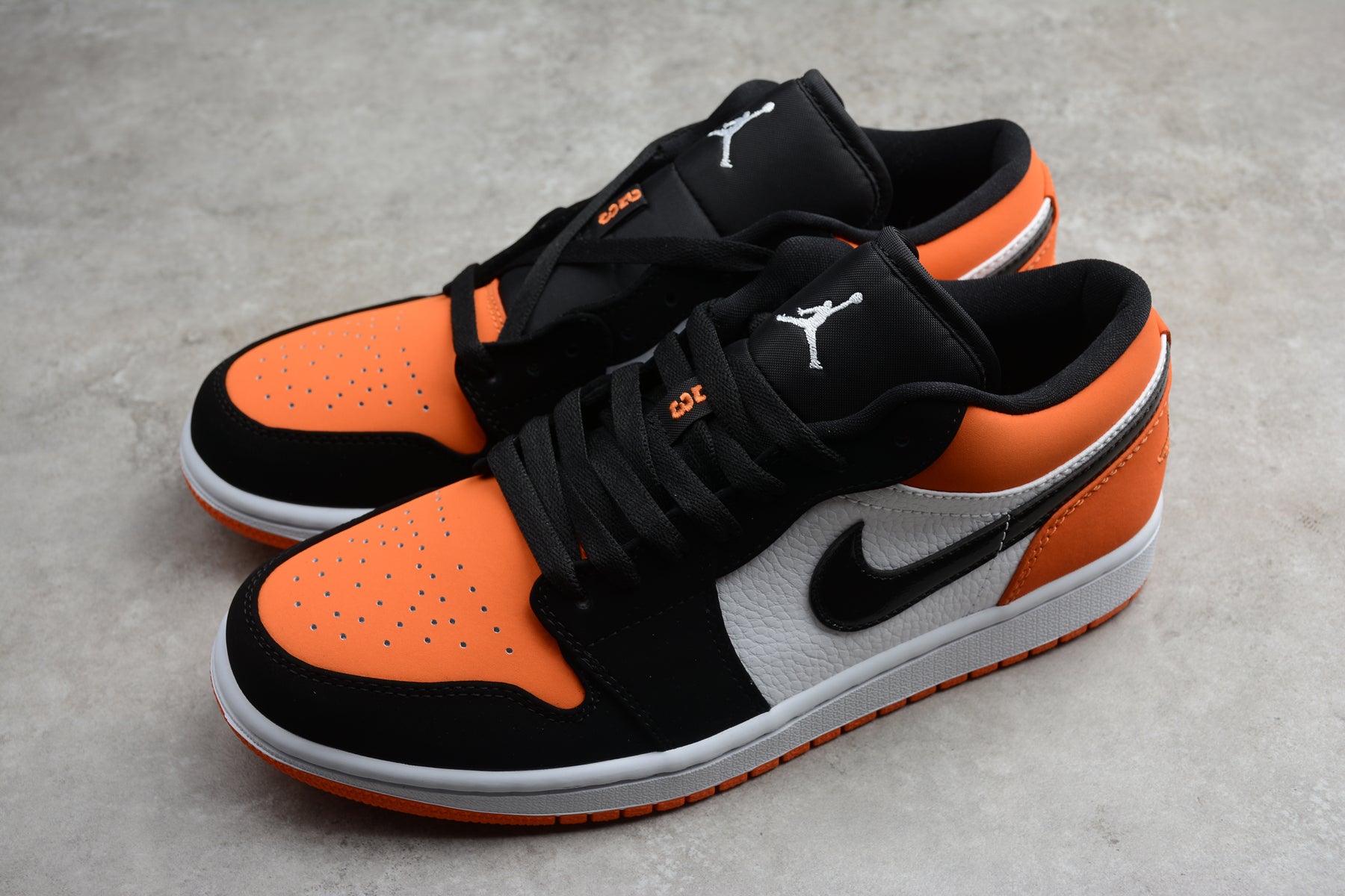 Nike Air Jordan 1 Low 'Shattered Backboard 2019'