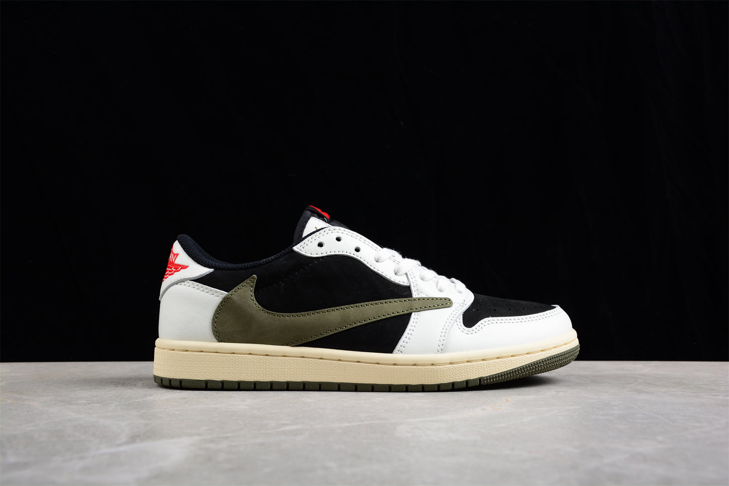 Nike Air Jordan 1 Low x Travis Scott "Olive"