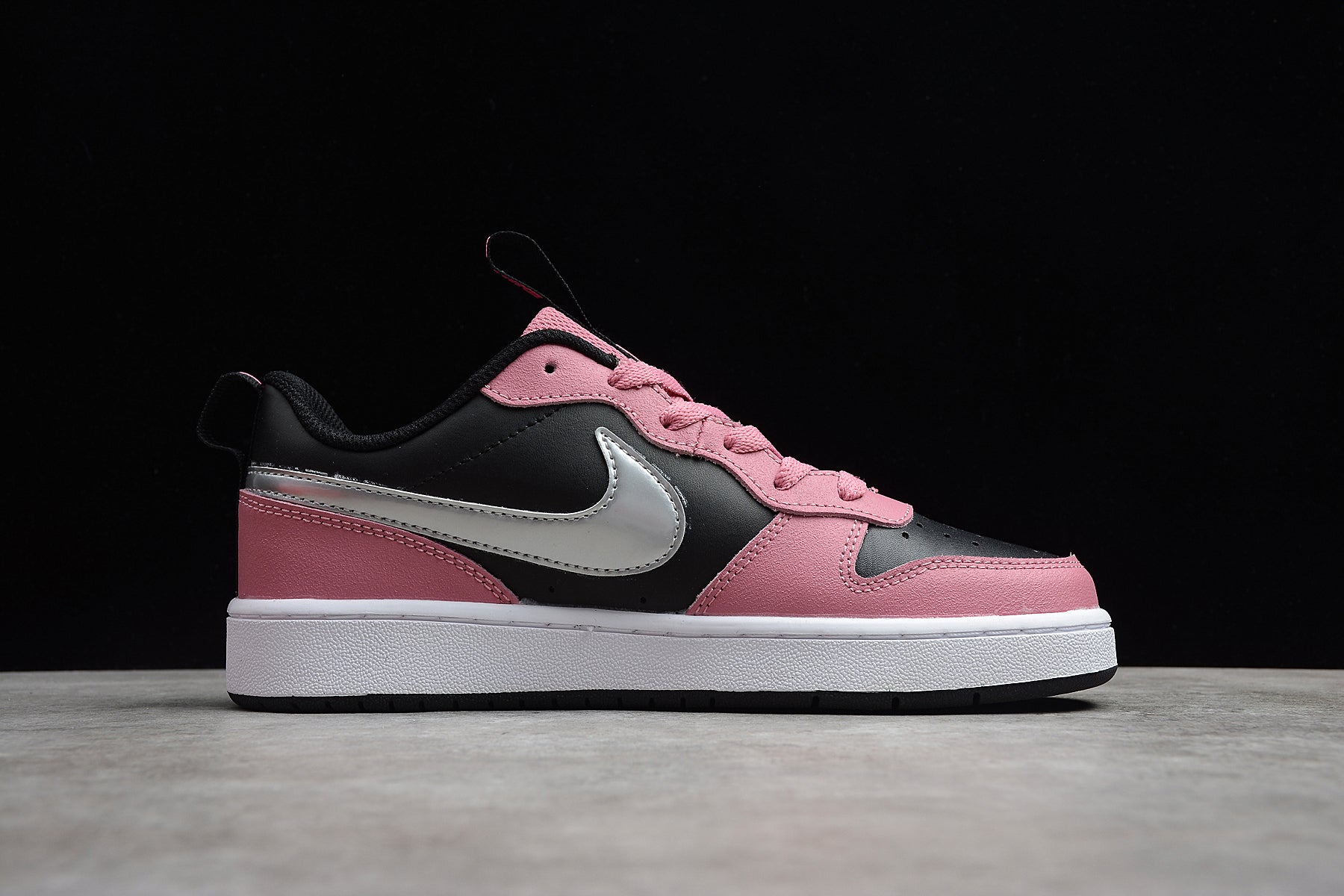 Nike Court Borough Low 2 SE "Desert Berry"