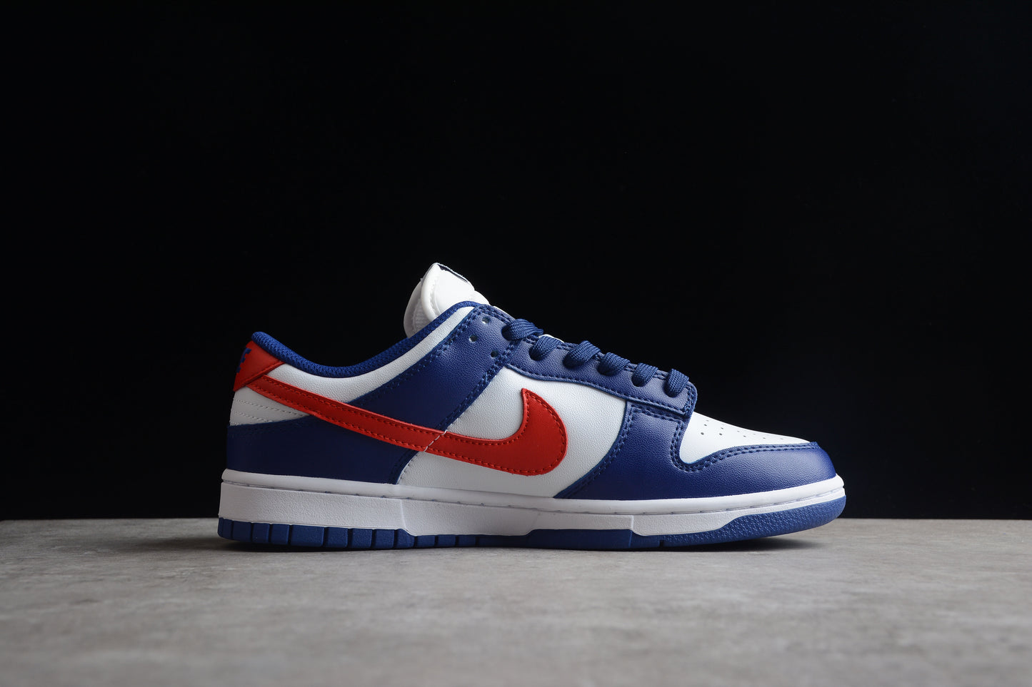  Nike Dunk Low "White Blue and University Red" 