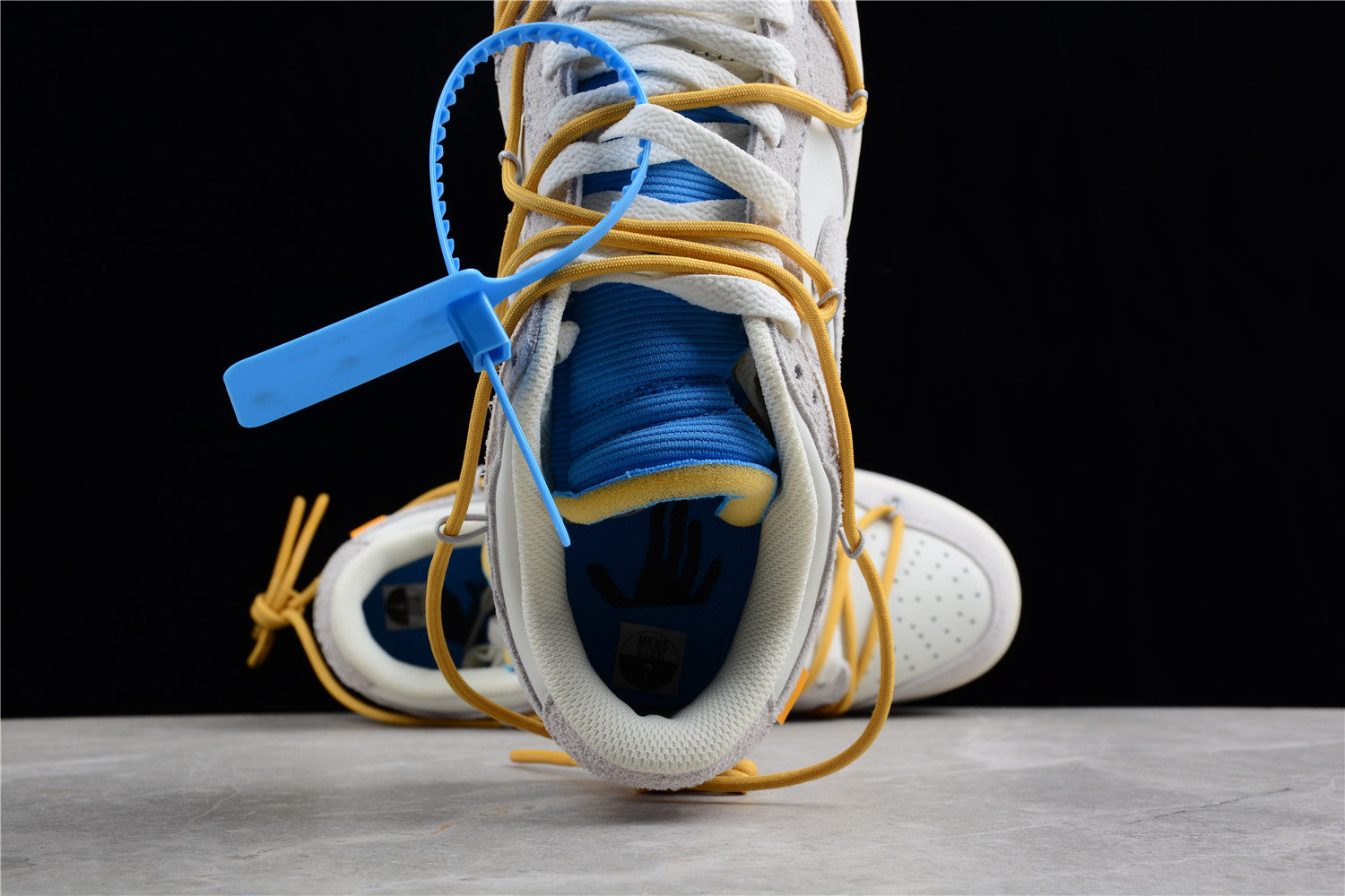 Nike Off-White x Dunk Low 'Lot 34 of 50'