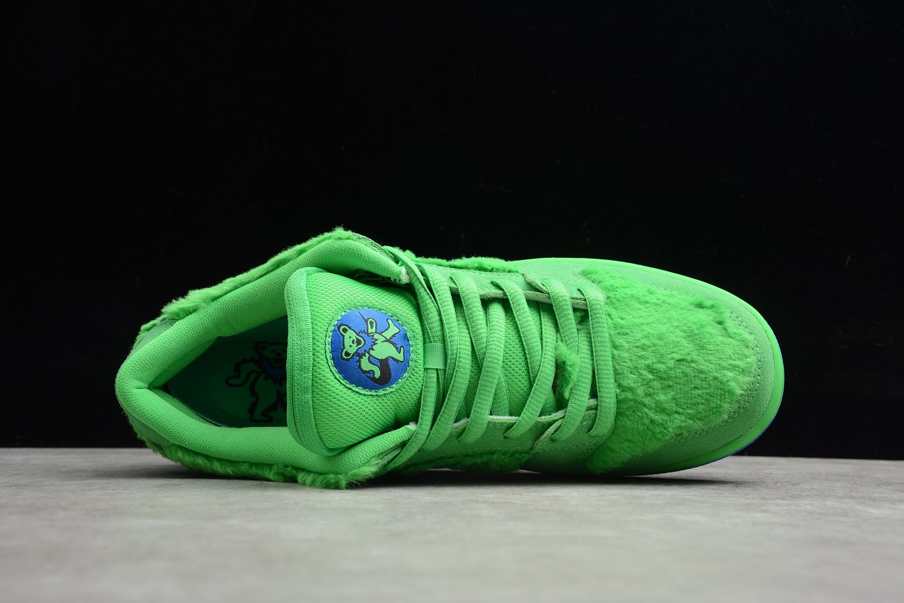  Nike SB Dunk Low Grateful Dead "Green Bear" 