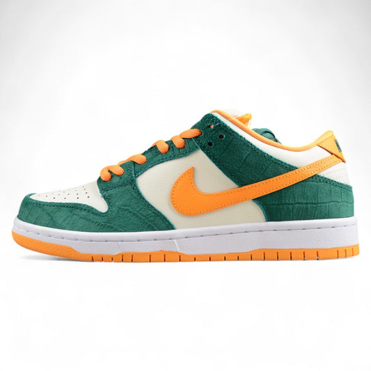 Nike SB Dunk Low "Legion Pine"