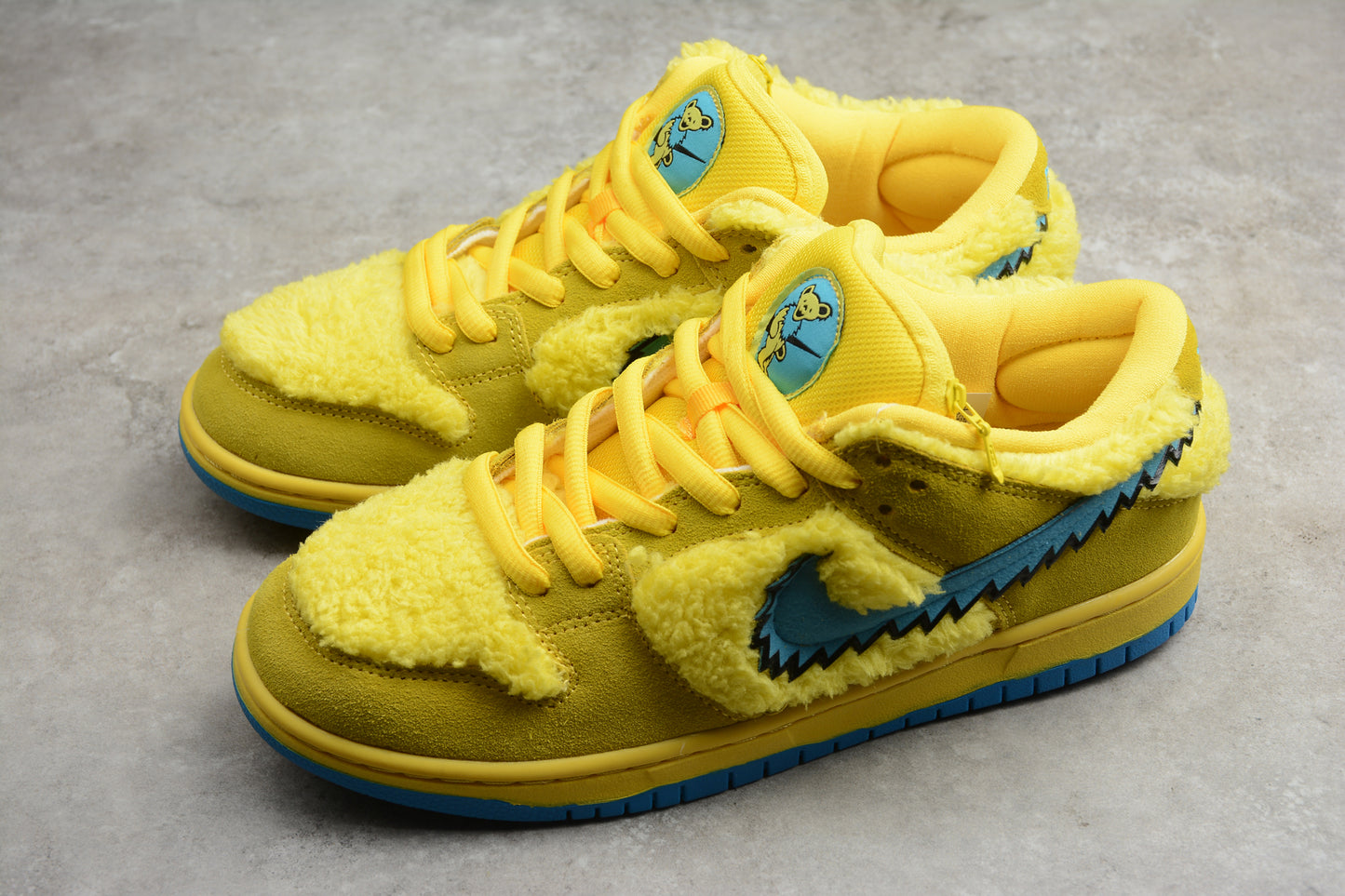 Nike SB Dunk Low x Grateful Dead "Yellow Bear"