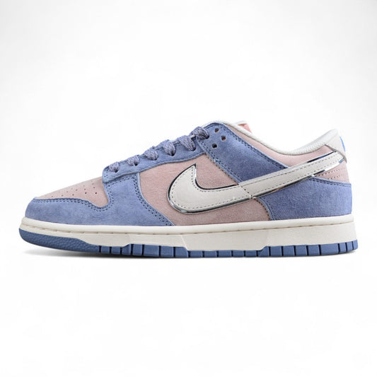 Nike SB Dunk x Otomo Katsuhiro “Purple” 