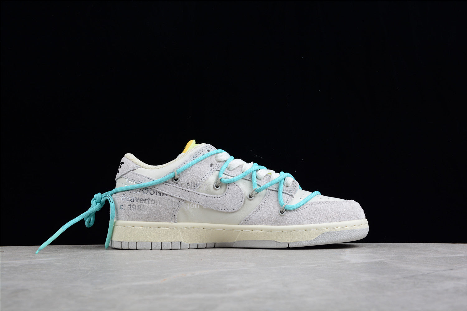 Off-White x Nike SB Dunk Low "The 50"