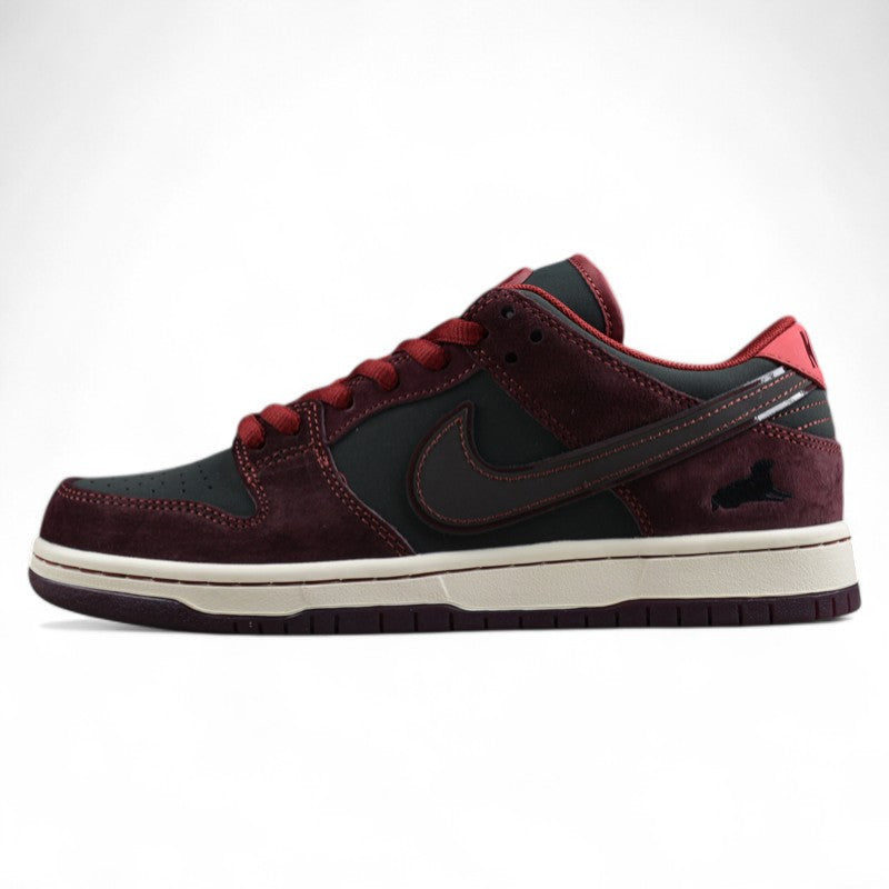 Riot Skateshop x Nike SB Dunk Low