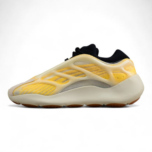  Yeezy 700 V3 "Mono Safflower"
