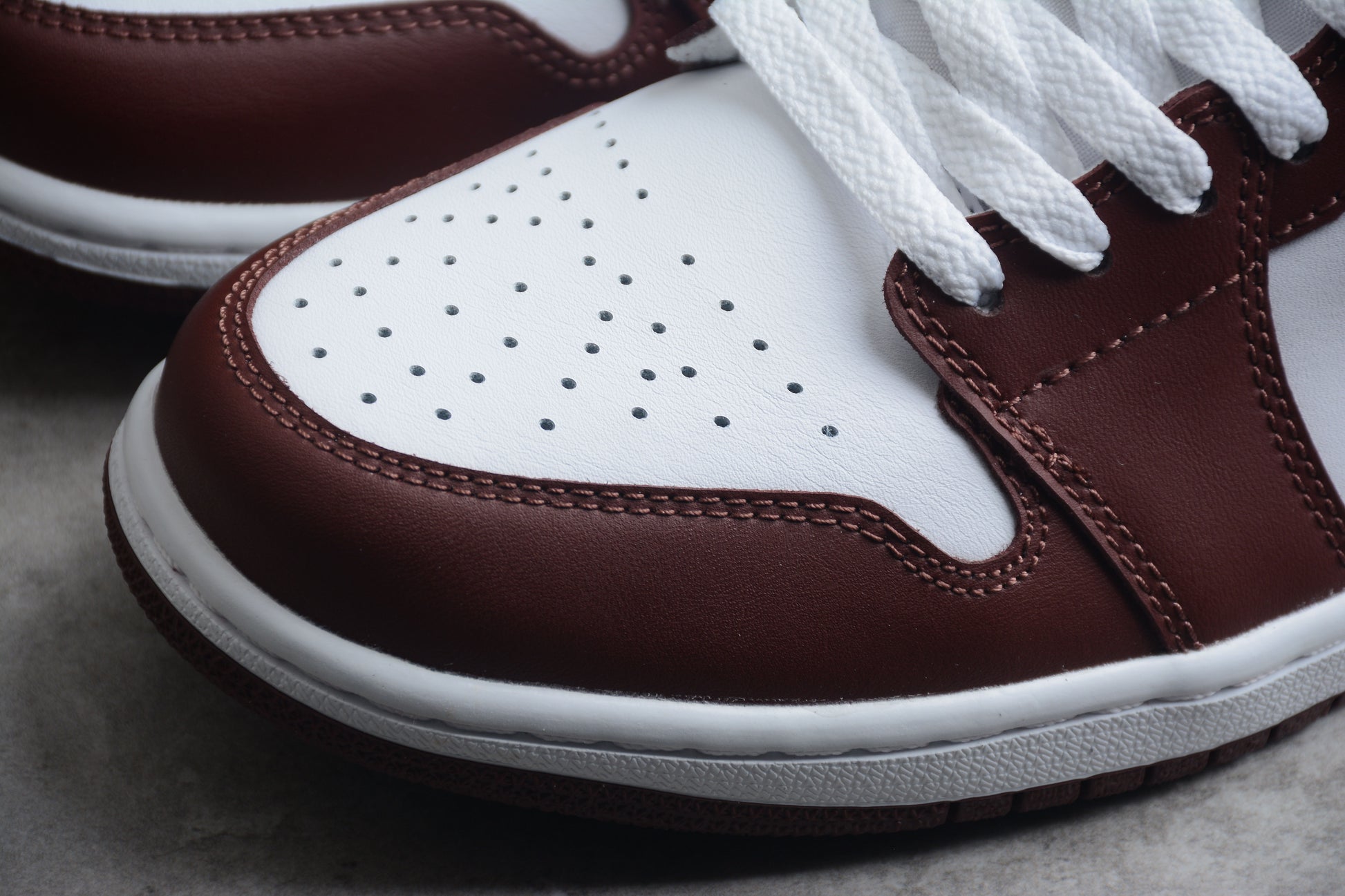 Nike Air Jordan 1 Low "Bronze Eclipse"