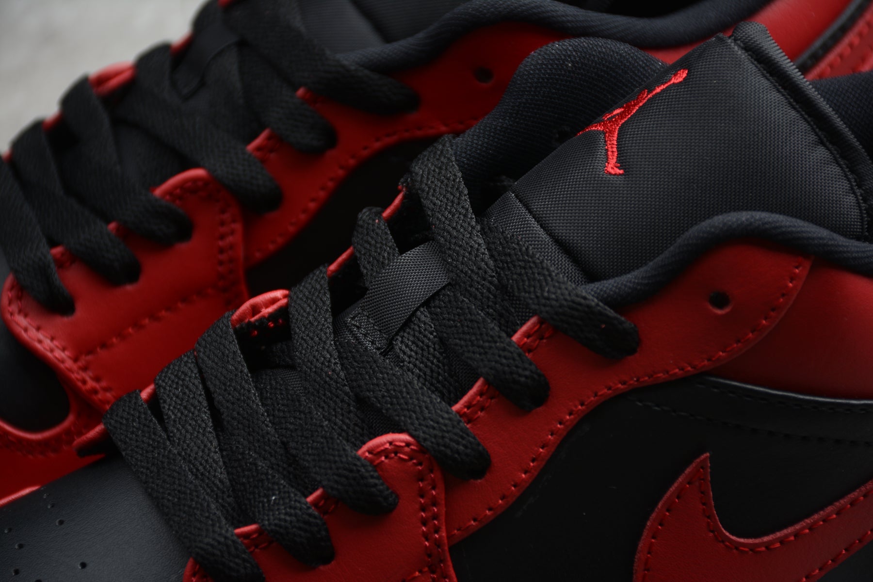 Nike Air Jordan 1 Low "Reverse Bred" - Best Reps Website 2025