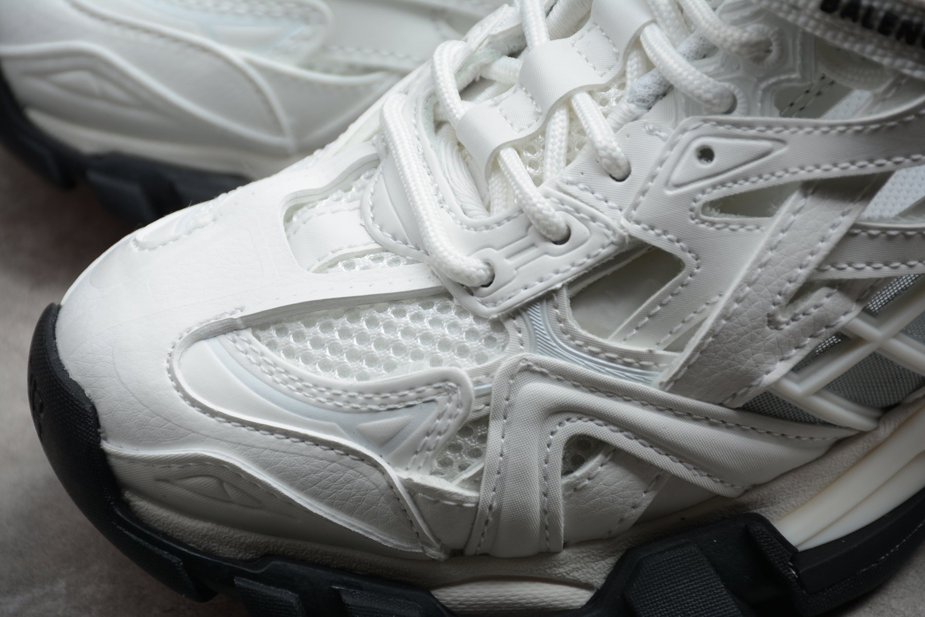 Balenciaga Track.2 Trainer – White Red - Best Reps Website 2025