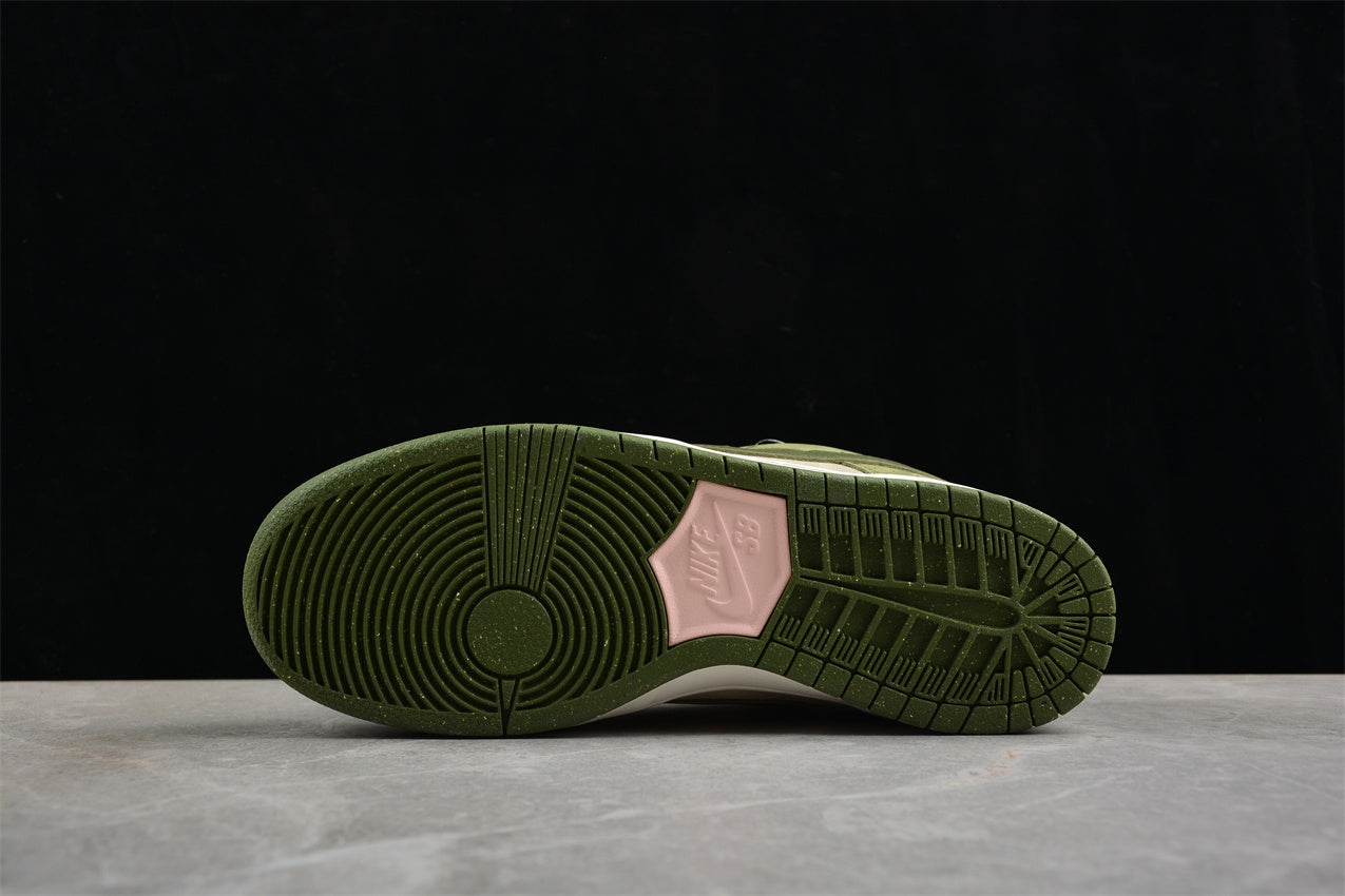  Yuto Horigome x Nike SB Dunk 2.0 