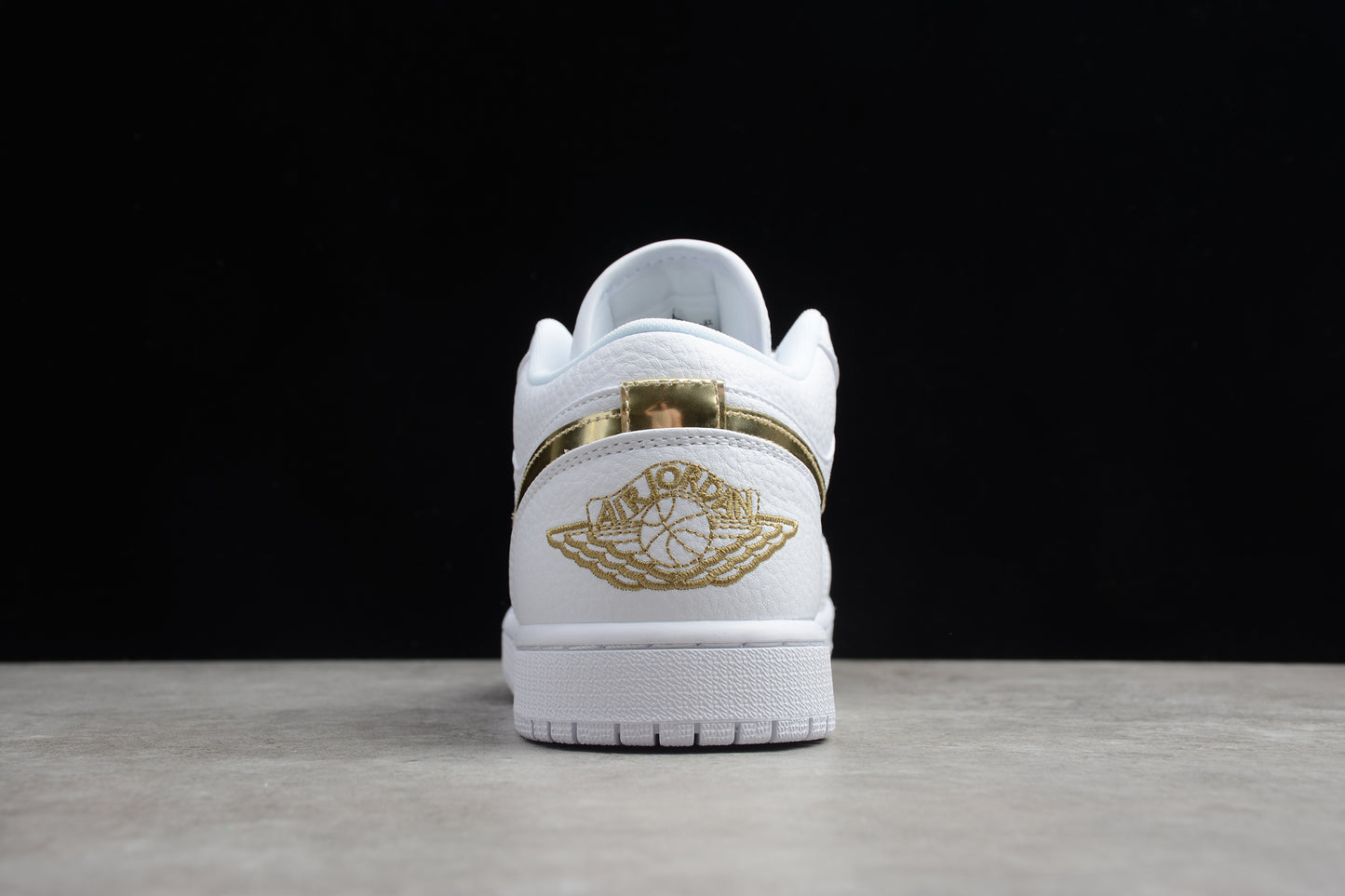 Nike Air Jordan 1 Low SE White Metallic Gold