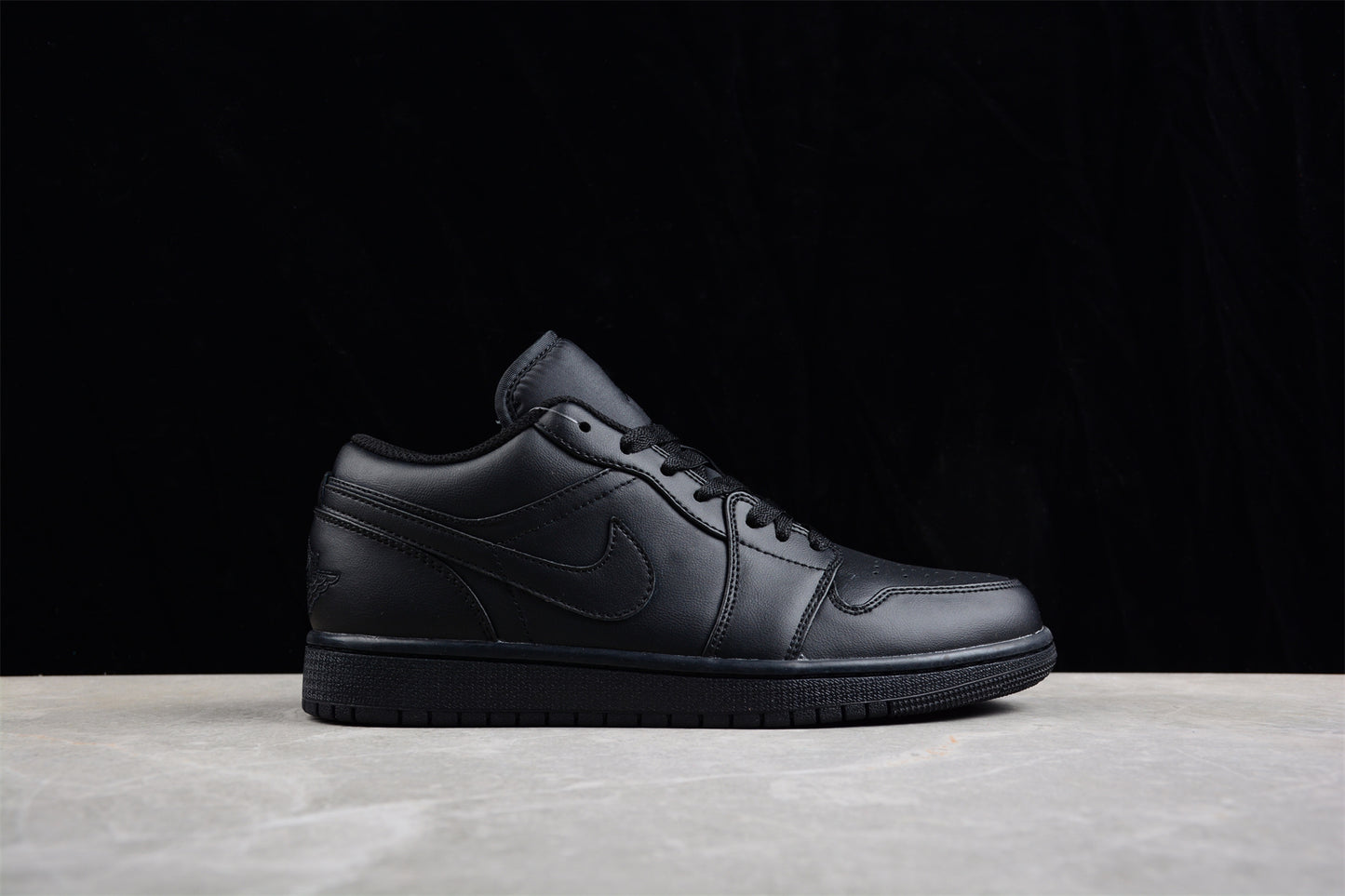 Air Jordan 1 Low “Triple Black” 553558-093