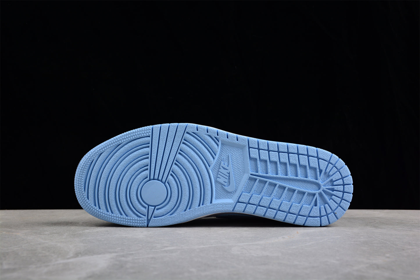 Air Jordan 1 Low "Ice Blue"
