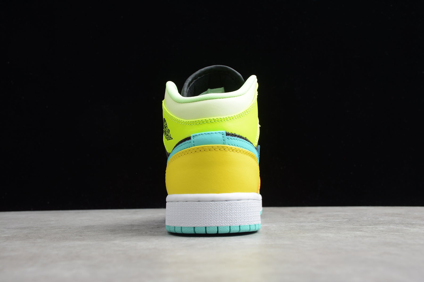 Nike Air Jordan 1 Mid SE GS "Clover Aurora Green" - Best Reps Website 2025