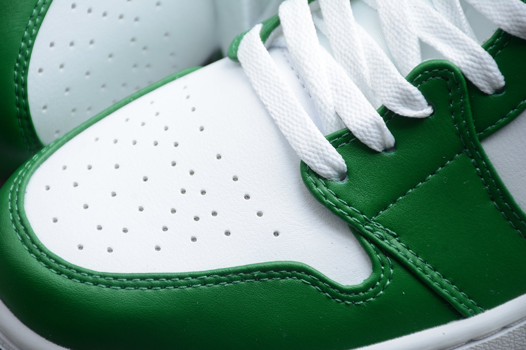 Nike Air Jordan 1 Mid "Incredible Hulk" - Best Reps Website 2025