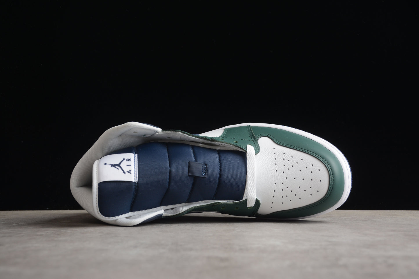 Nike Air Jordan 1 Mid SE "Seahawks"