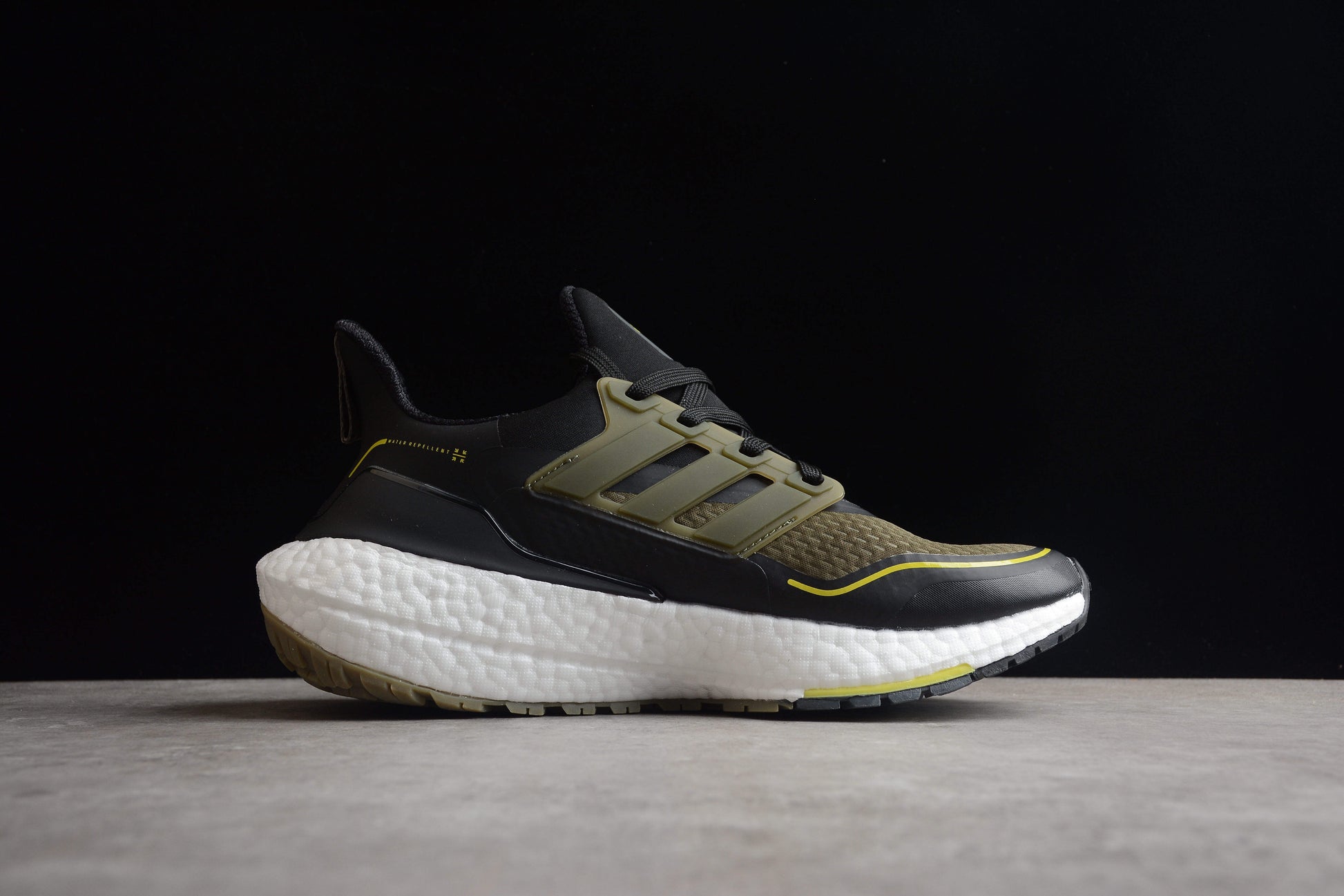 Adidas Ultraboost 21 COLD.RDY Running Shoes Black/Green