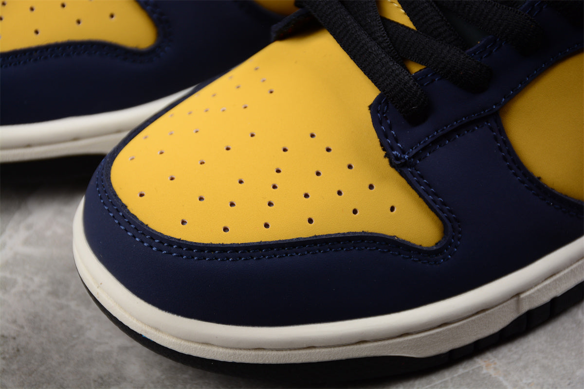 Otomo Katsuhiro x Nike SB Dunk Low "Steamboy OST" Snow Beach - Best Reps Website 2025
