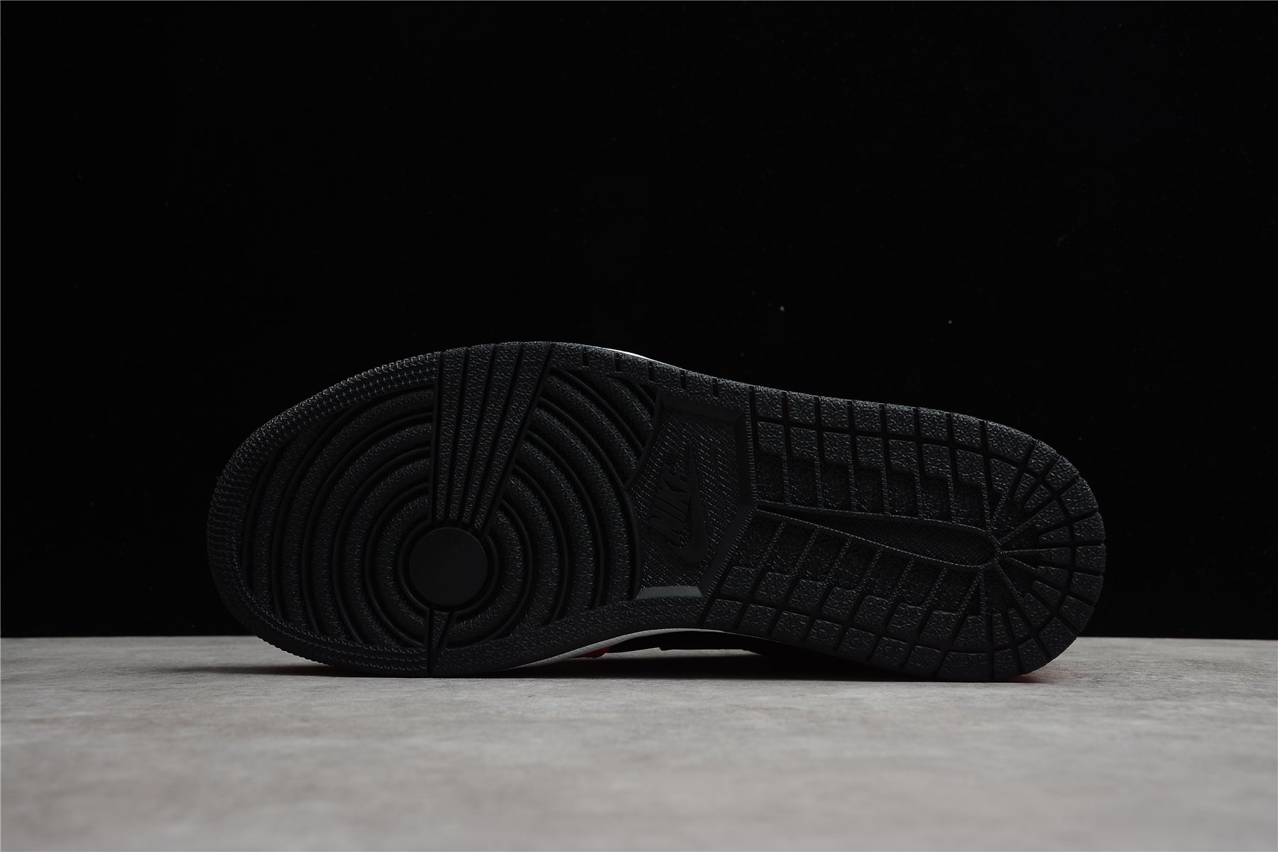 Air Jordan 1 Low SE “Black Orange”