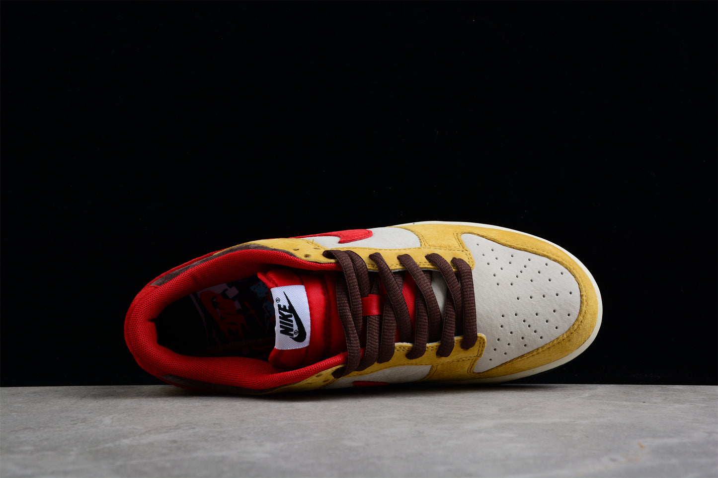 Otomo Katsuhiro x Nike SB Dunk Low "Steamboy OST" Yellow