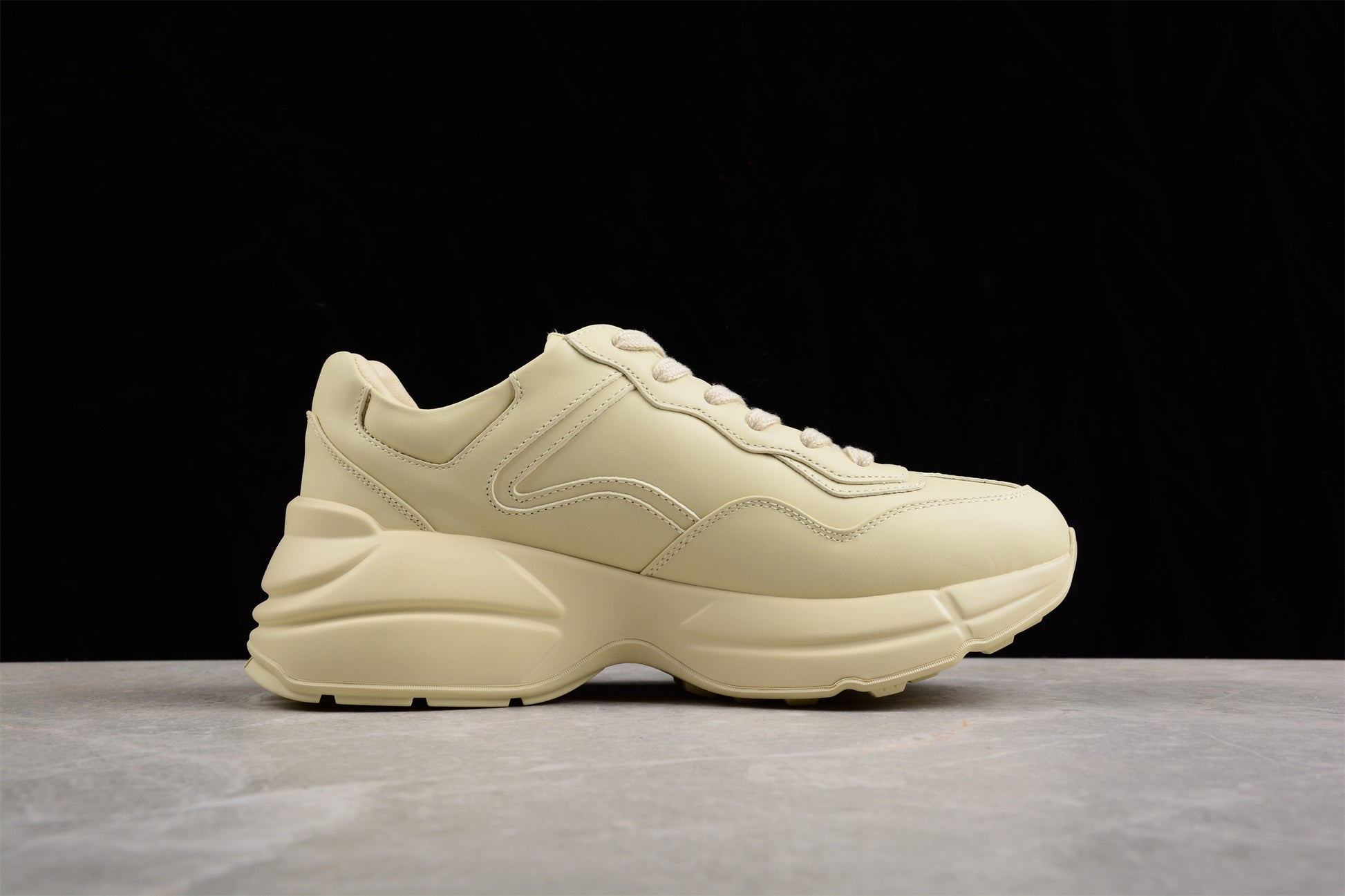 Gucci Rhyton Sneaker With Strawberry Print 'Ivory White' - Best Reps Website 2025