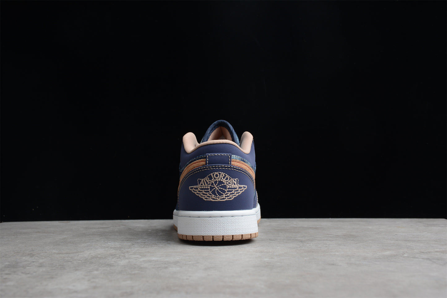 Air Jordan 1 Low SE 'Denim'