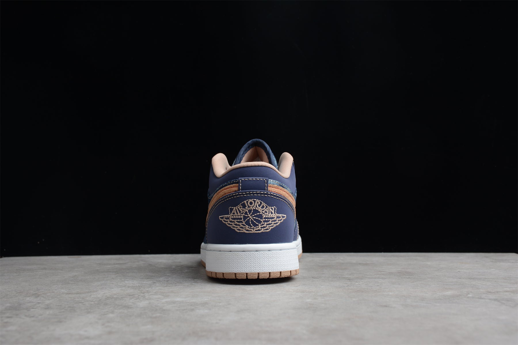 Air Jordan 1 Low SE 'Denim'