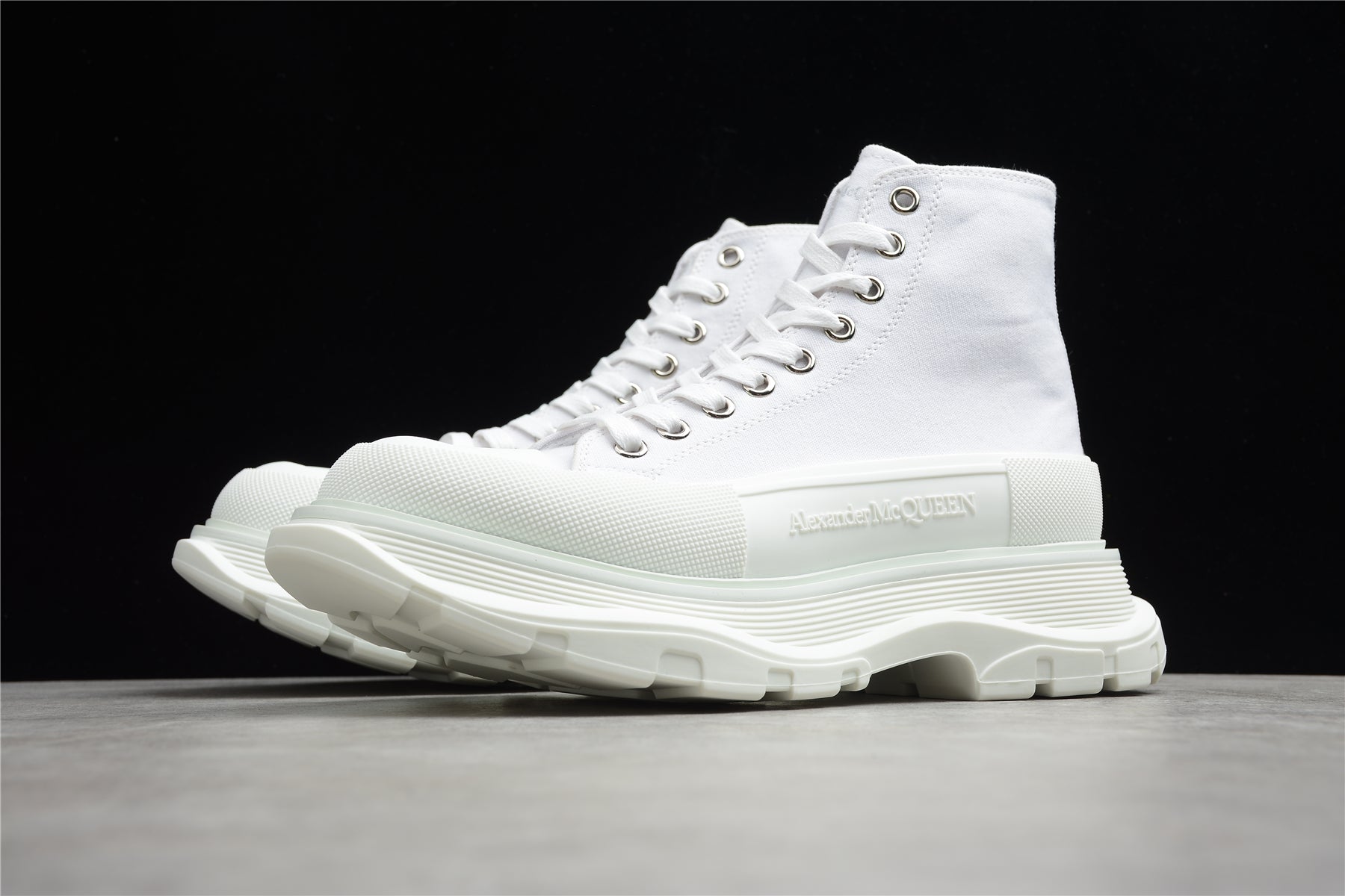 Alexander McQueen Tread Slick Boot Leather White White - Best Reps Website 2025