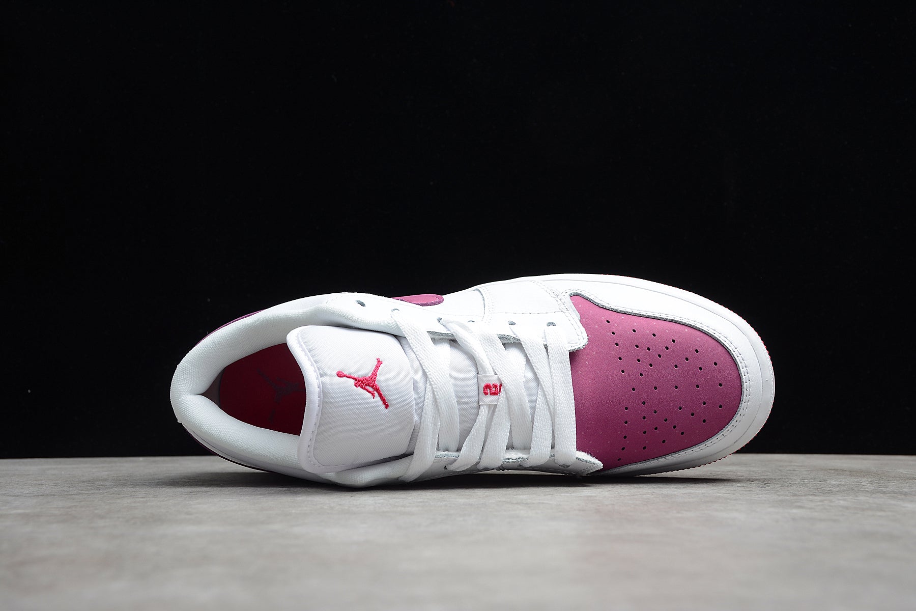Nike Air Jordan 1 Low GS "White True Berry"