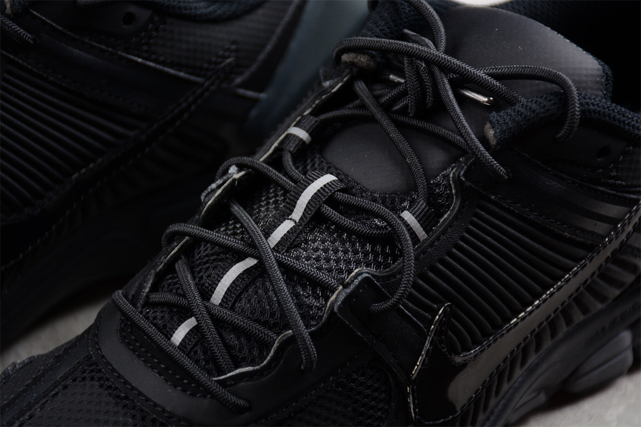 A-COLD-WALL x Nike Zoom Vomero 5*