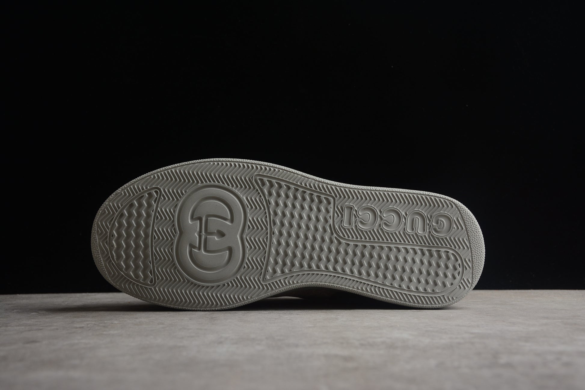 Gucci GG Supreme Sneakers - Best Reps Website 2025