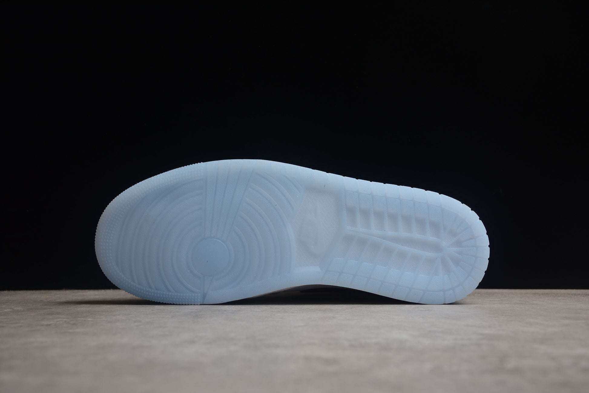 Nike Air Jordan 1 Mid SE "White Ice Blue Black UNC" GS - Best Reps Website 2025