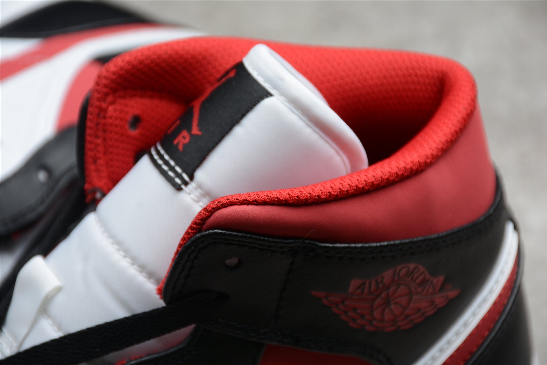 Air Jordan 1 Mid "Gym Red Black White" Chicago Bulls - Best Reps Website 2025