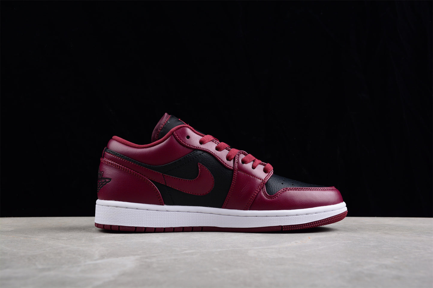 Nike Air Jordan 1 Low "Black & Cherrywood Red" (DC0774-006)