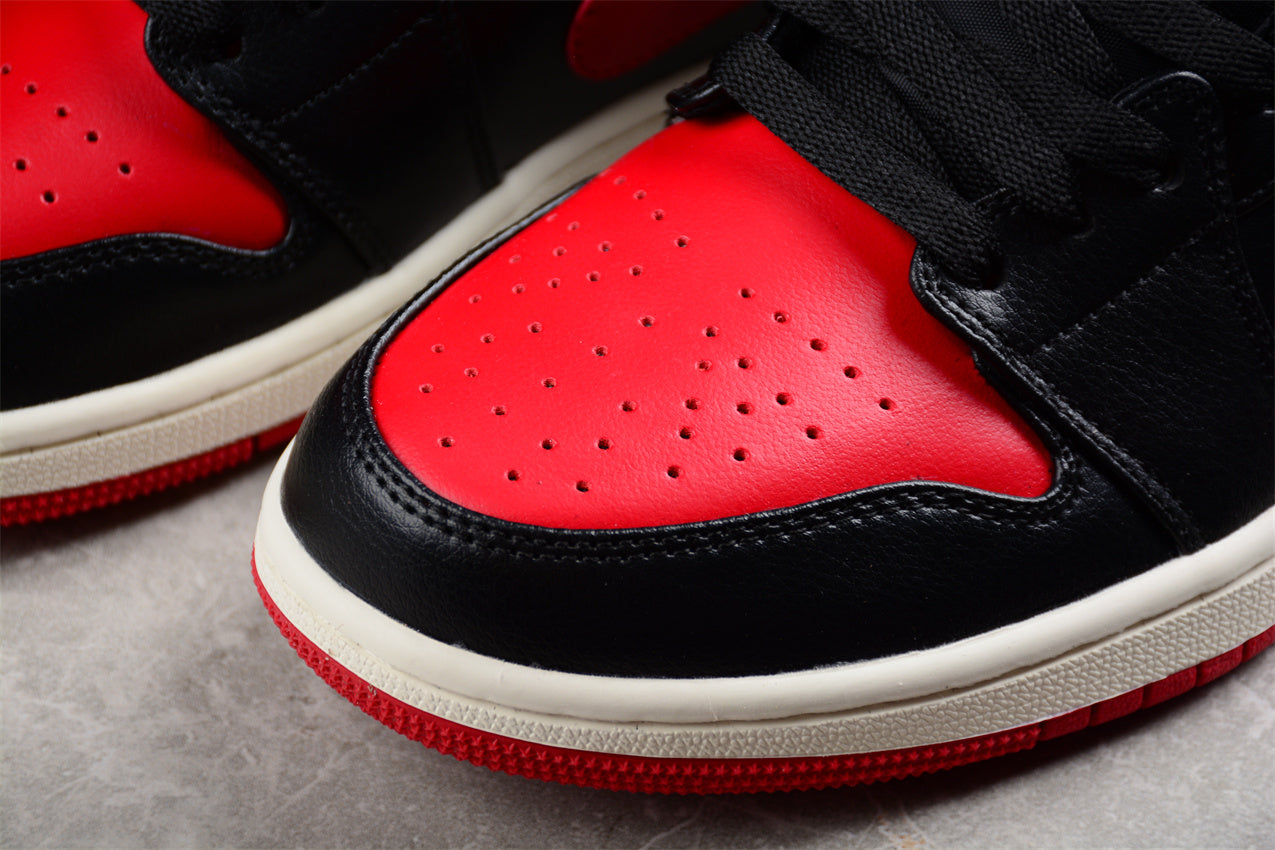 Nike Air Jordan 1 Low "Bred Sail Black Red"