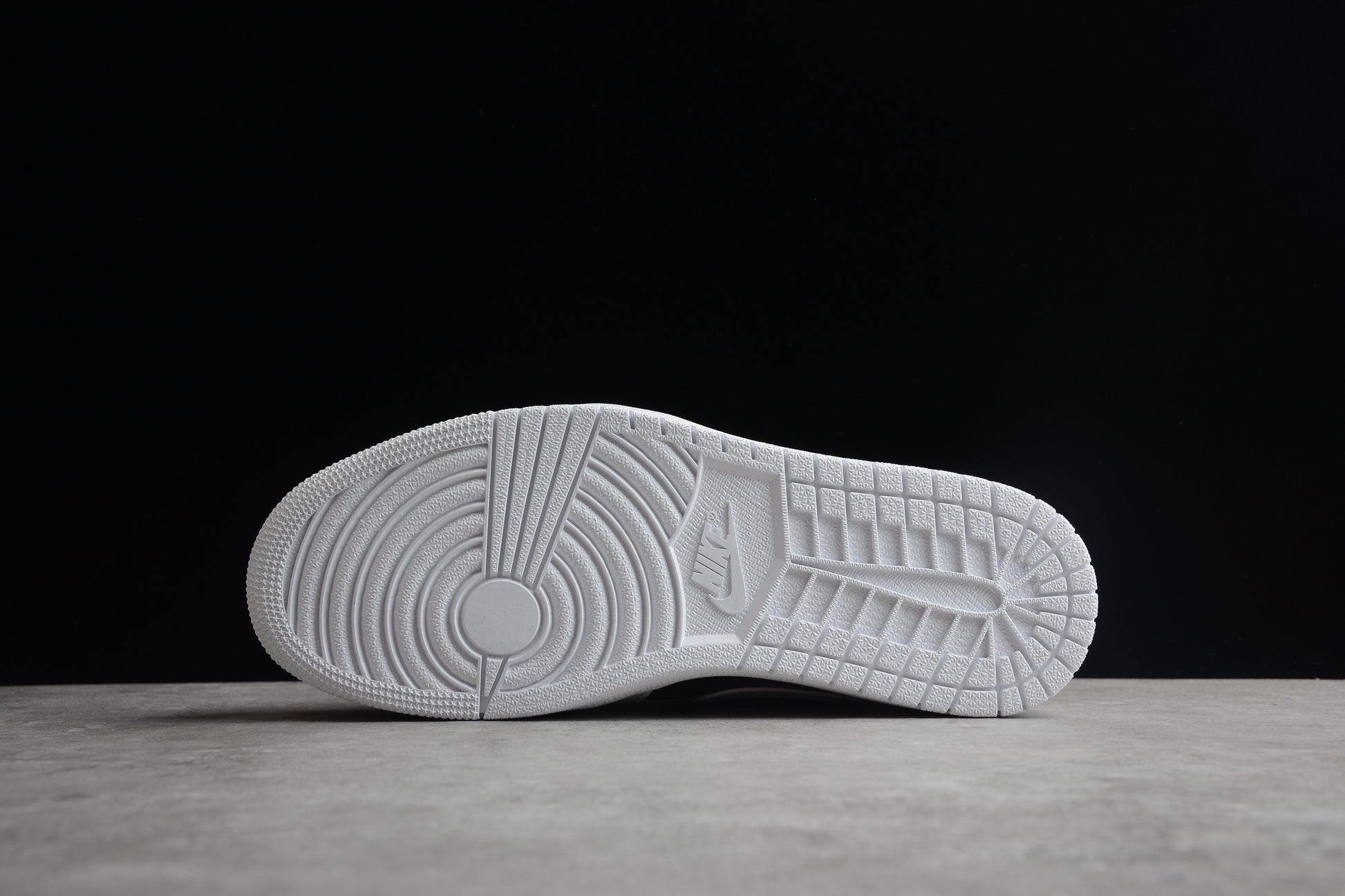 Nike Air Jordan 1 Low "Panda Trainers"