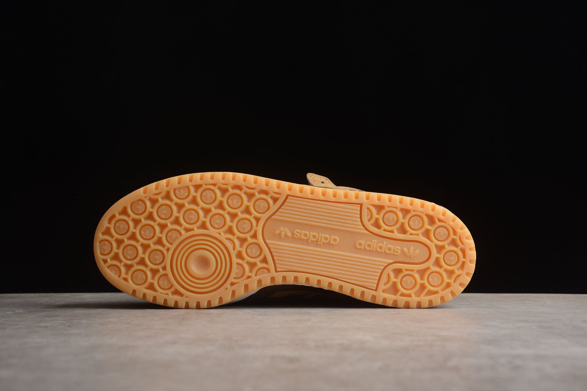adidas Forum 84 Low CL in Alumina, Branch Brown,