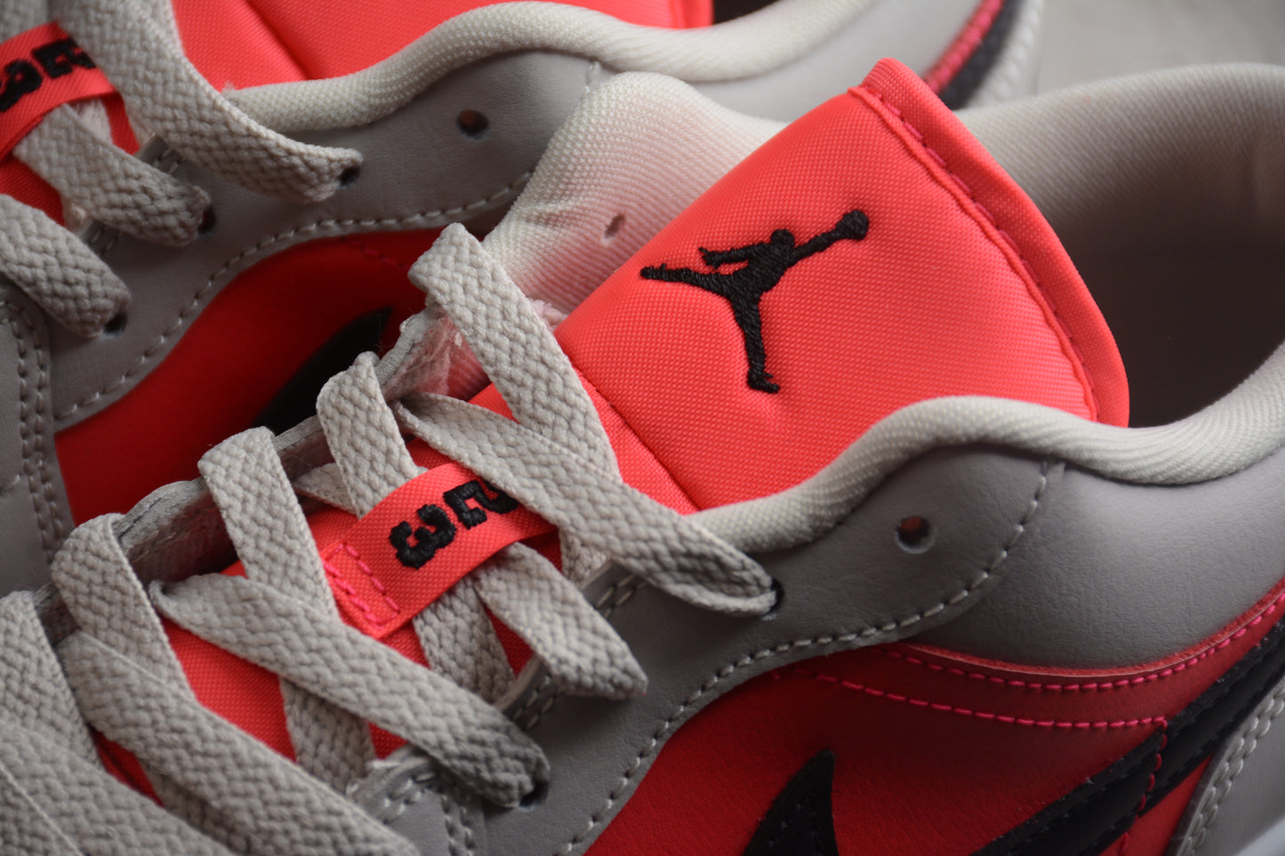 Nike Air Jordan 1 Retro Low ‘Light Iron Ore/Siren Red’