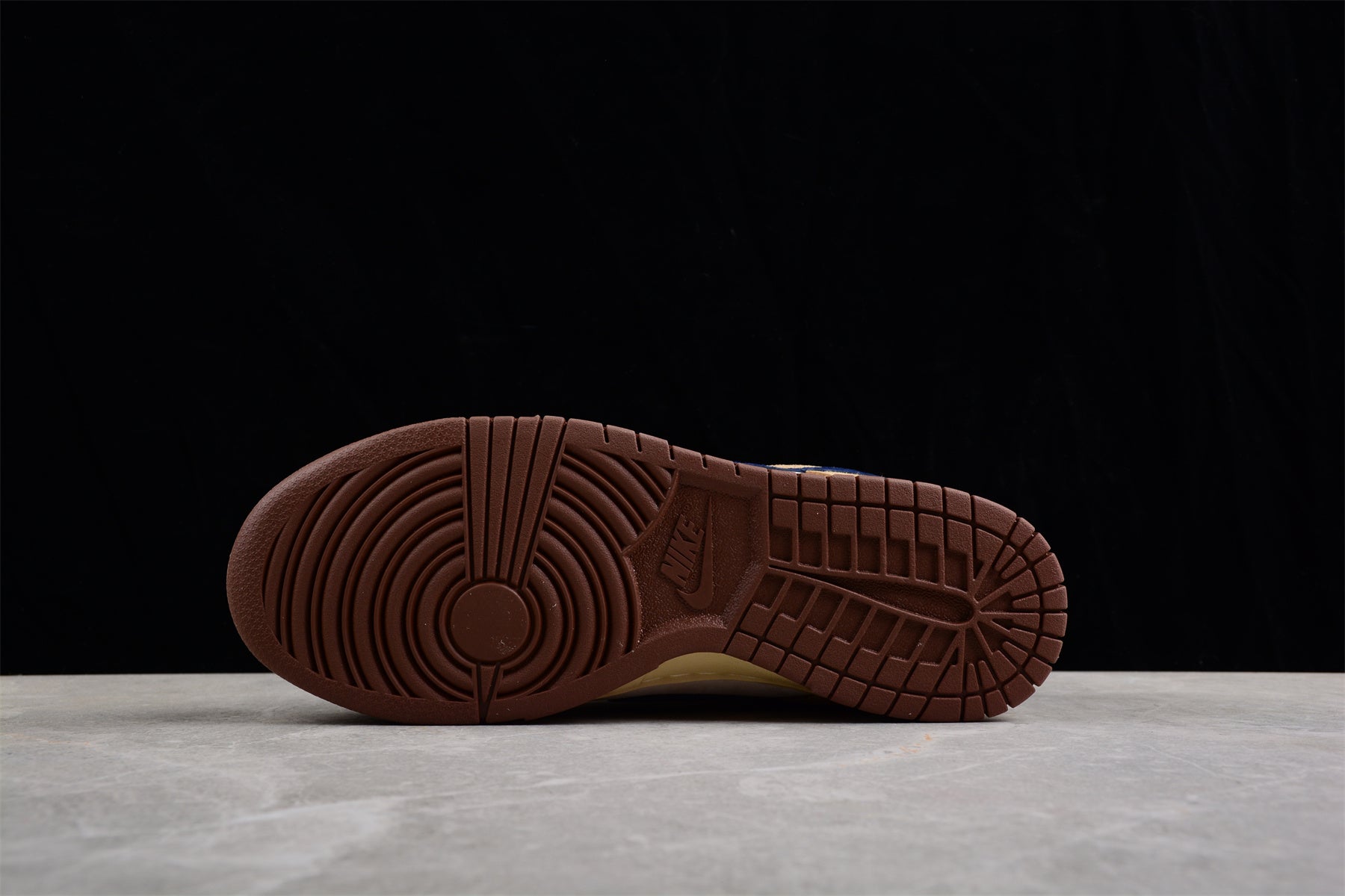 Nike SB Dunk Low in Beige and Navy - Best Reps Website 2025