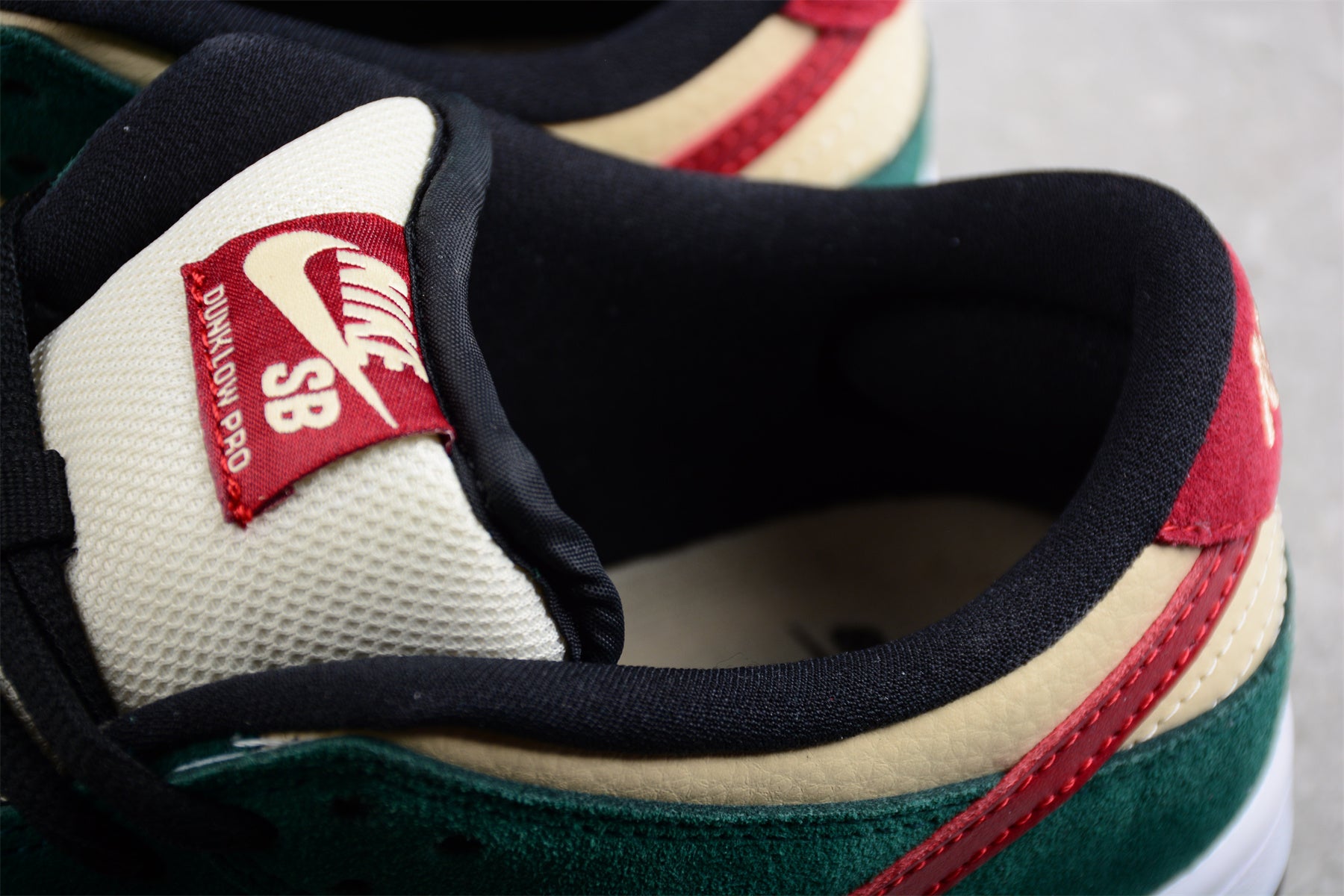Nike SB Dunk Low "Vegas Gold" (Jameson) - Best Reps Website 2025