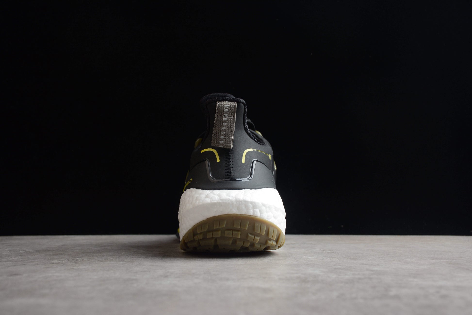 Adidas Ultraboost 21 COLD.RDY Running Shoes Black/Green
