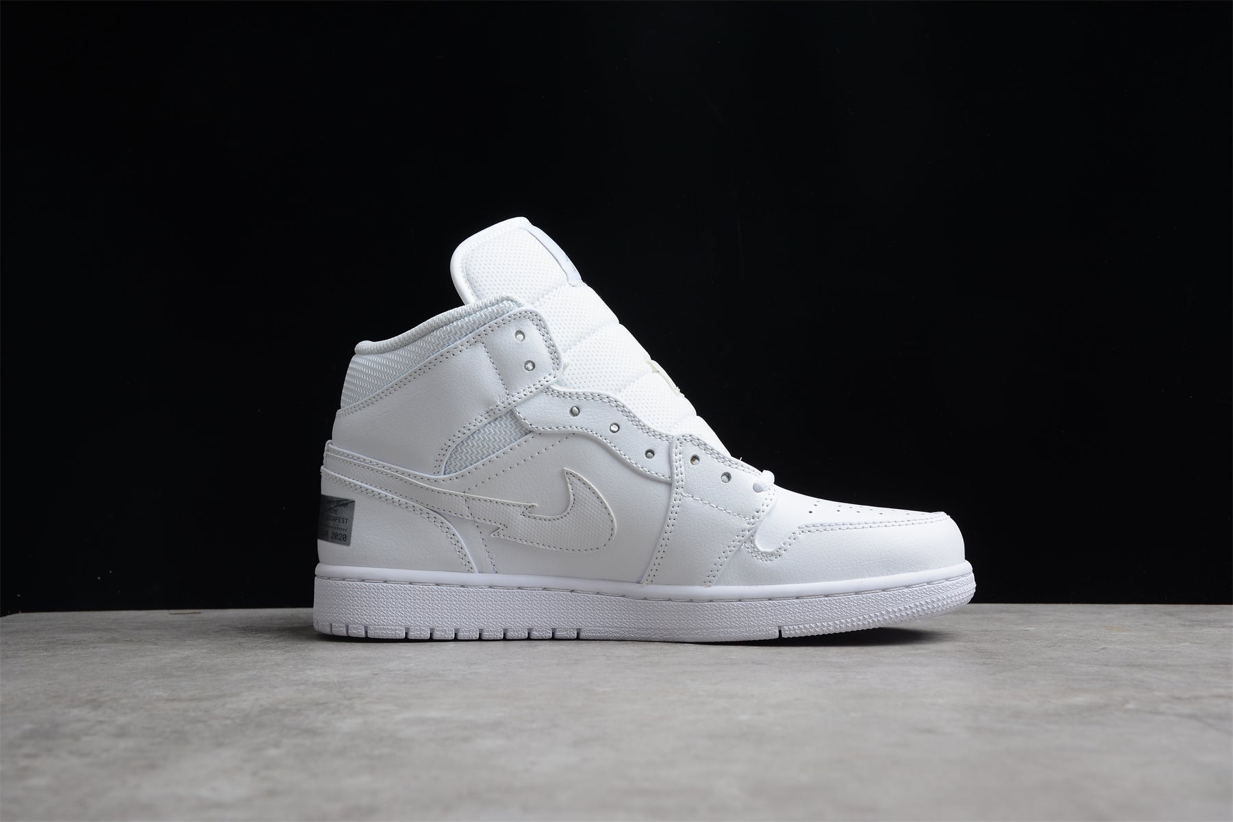 Air Jordan 1 Mid "Euro Tour" - Best Reps Website 2025