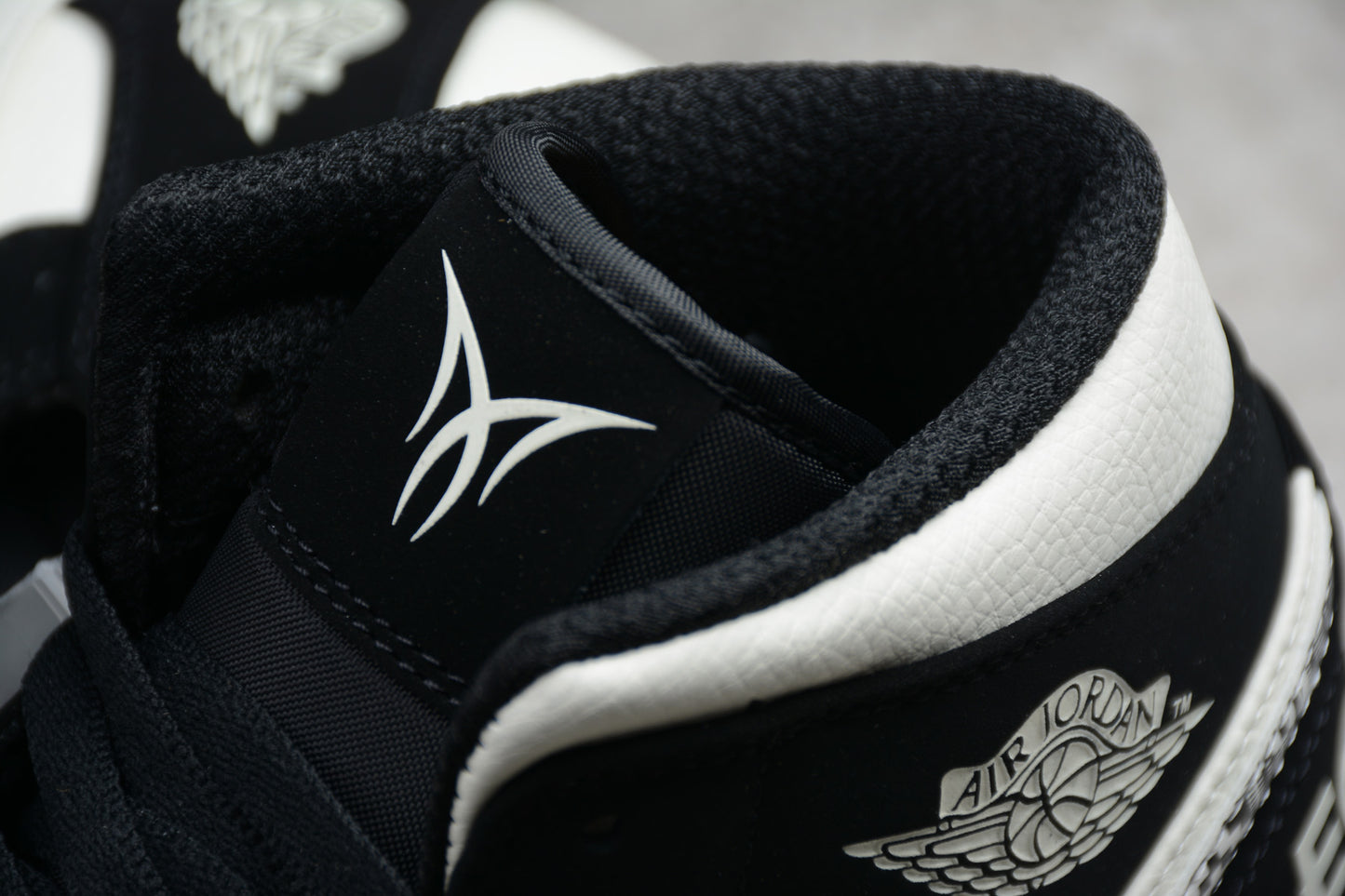 Air Jordan 1 Mid "Equality" LE - Best Reps Website 2025