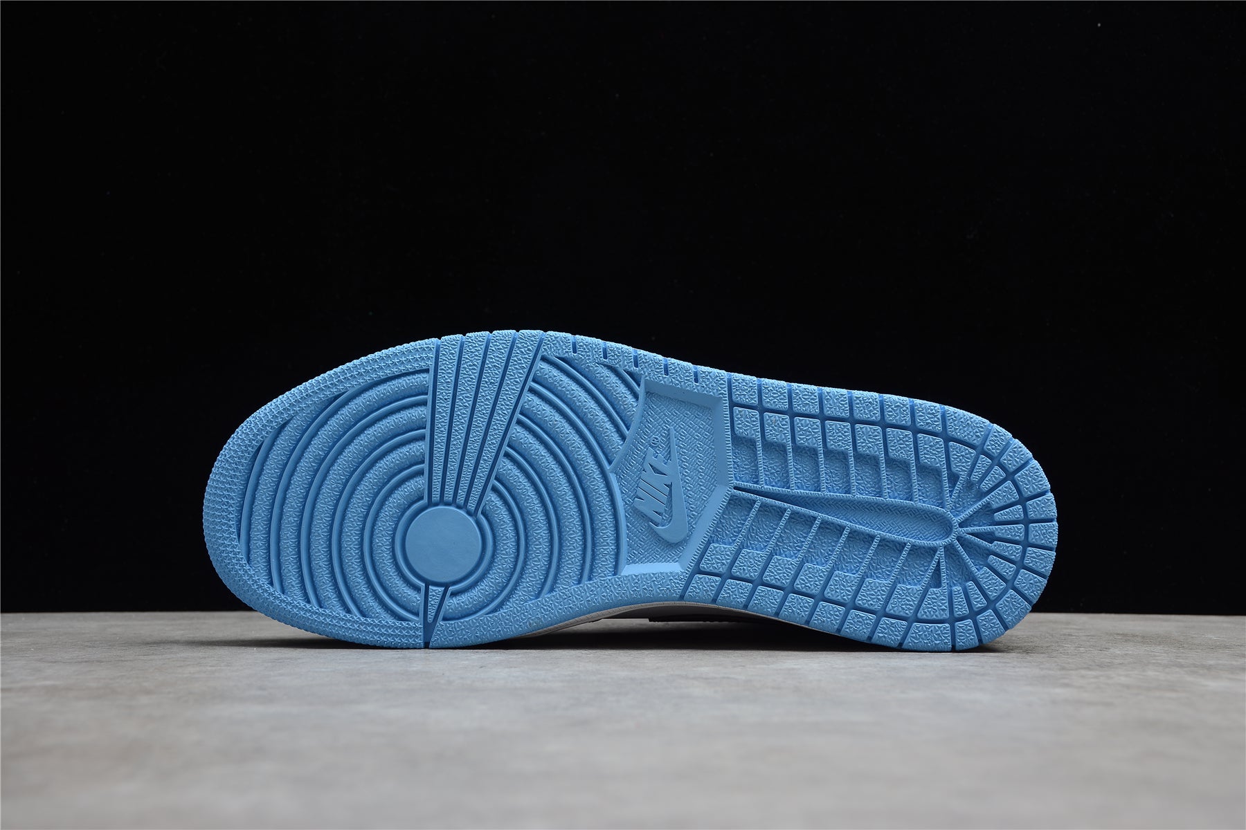 Air Jordan 1 Mid "University Blue Black" - Best Reps Website 2025