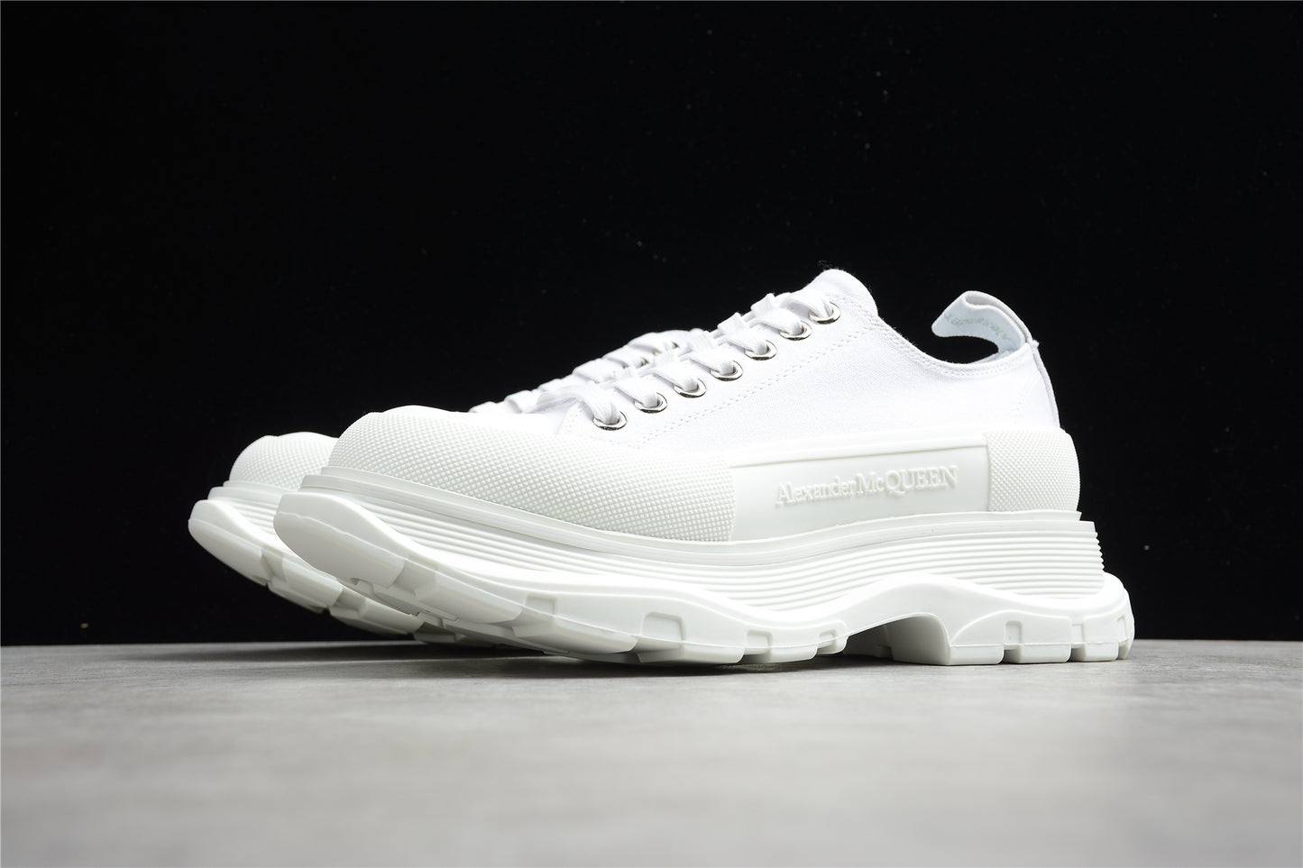 Alexander McQueen Tread Slick Low Lace-Up in White - Best Reps Website 2025